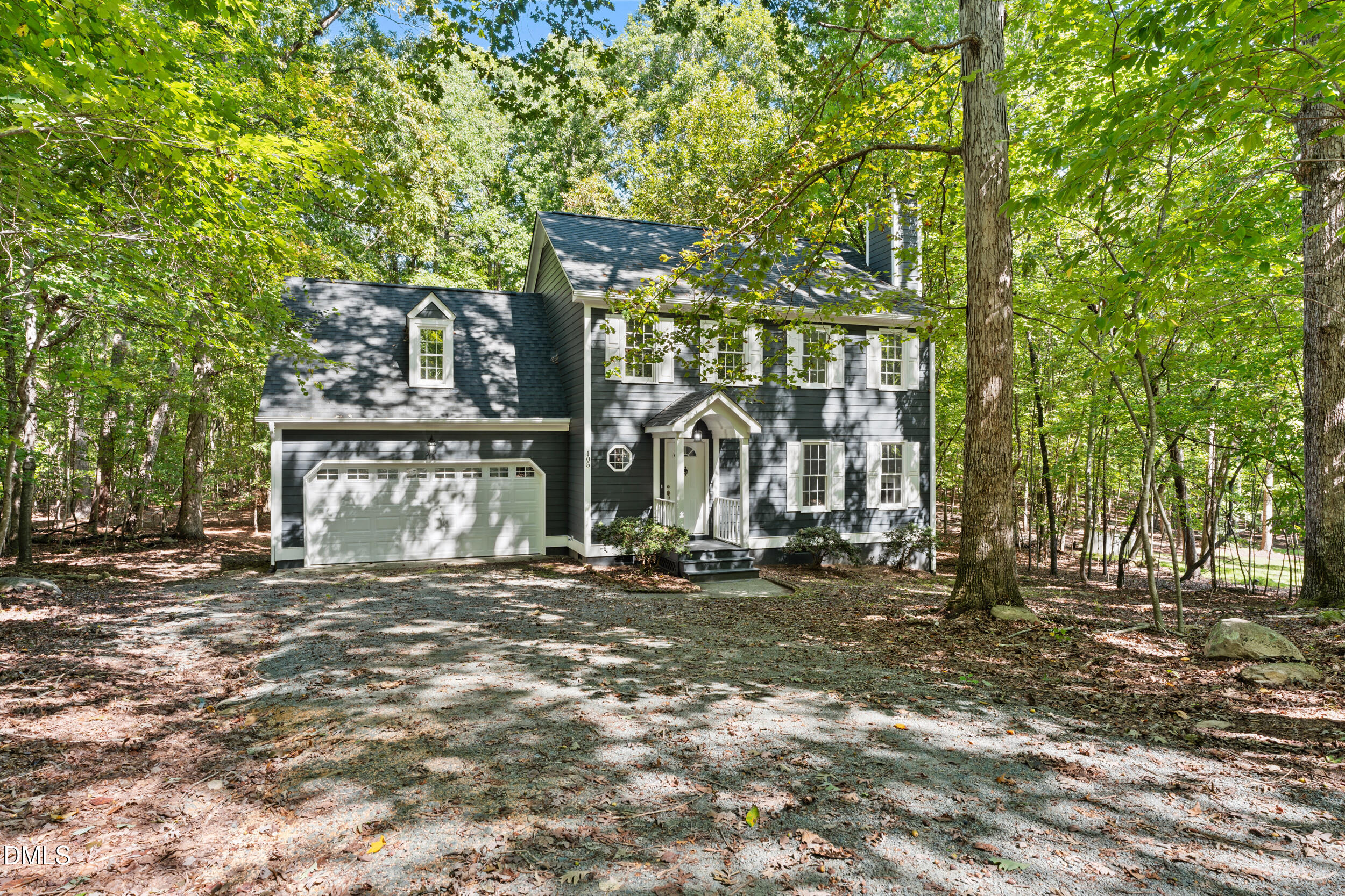 105 Trailwood Court Property Photo 1