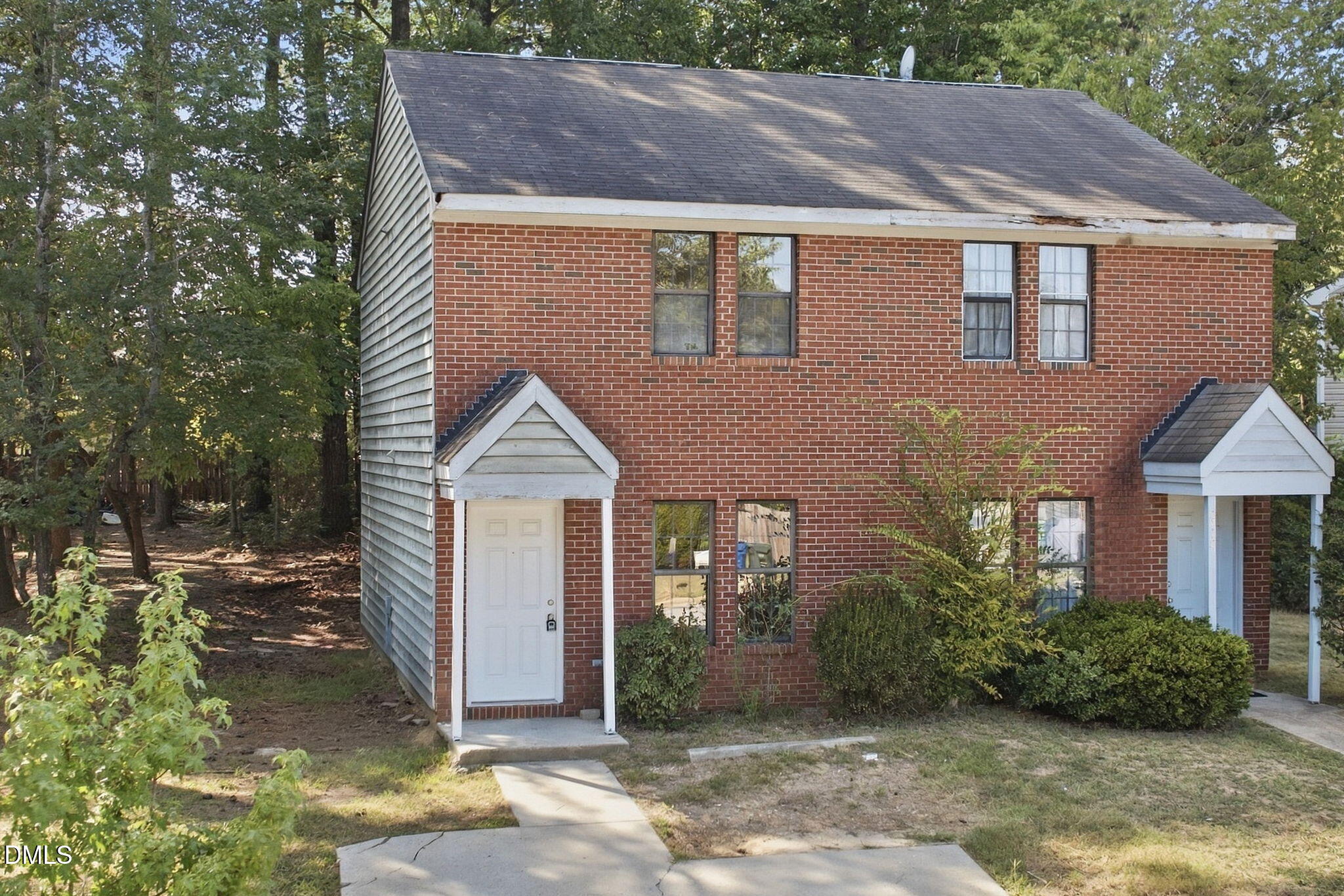 2714 Big Oak Street Property Photo 2