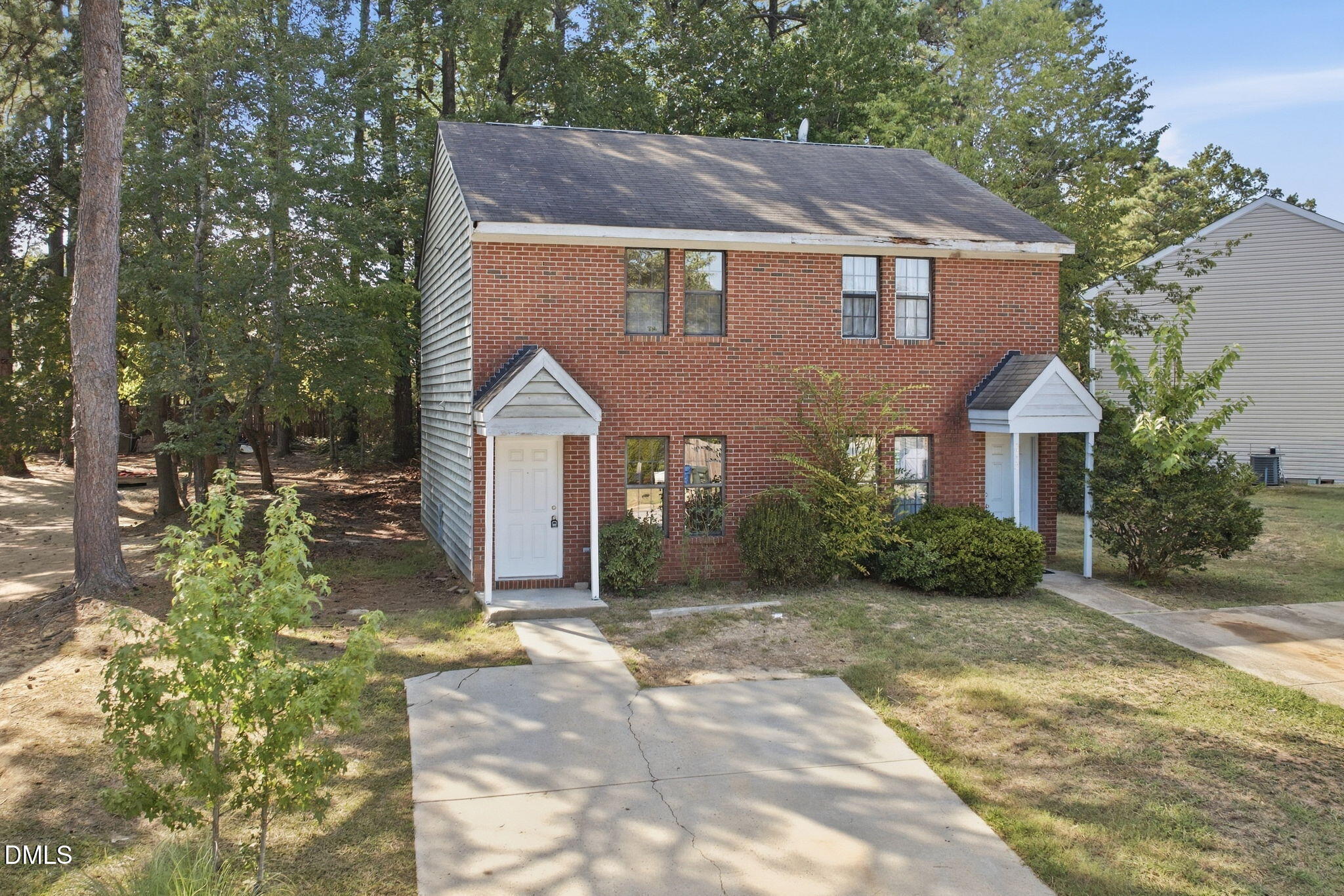 2714 Big Oak Street Property Photo 5