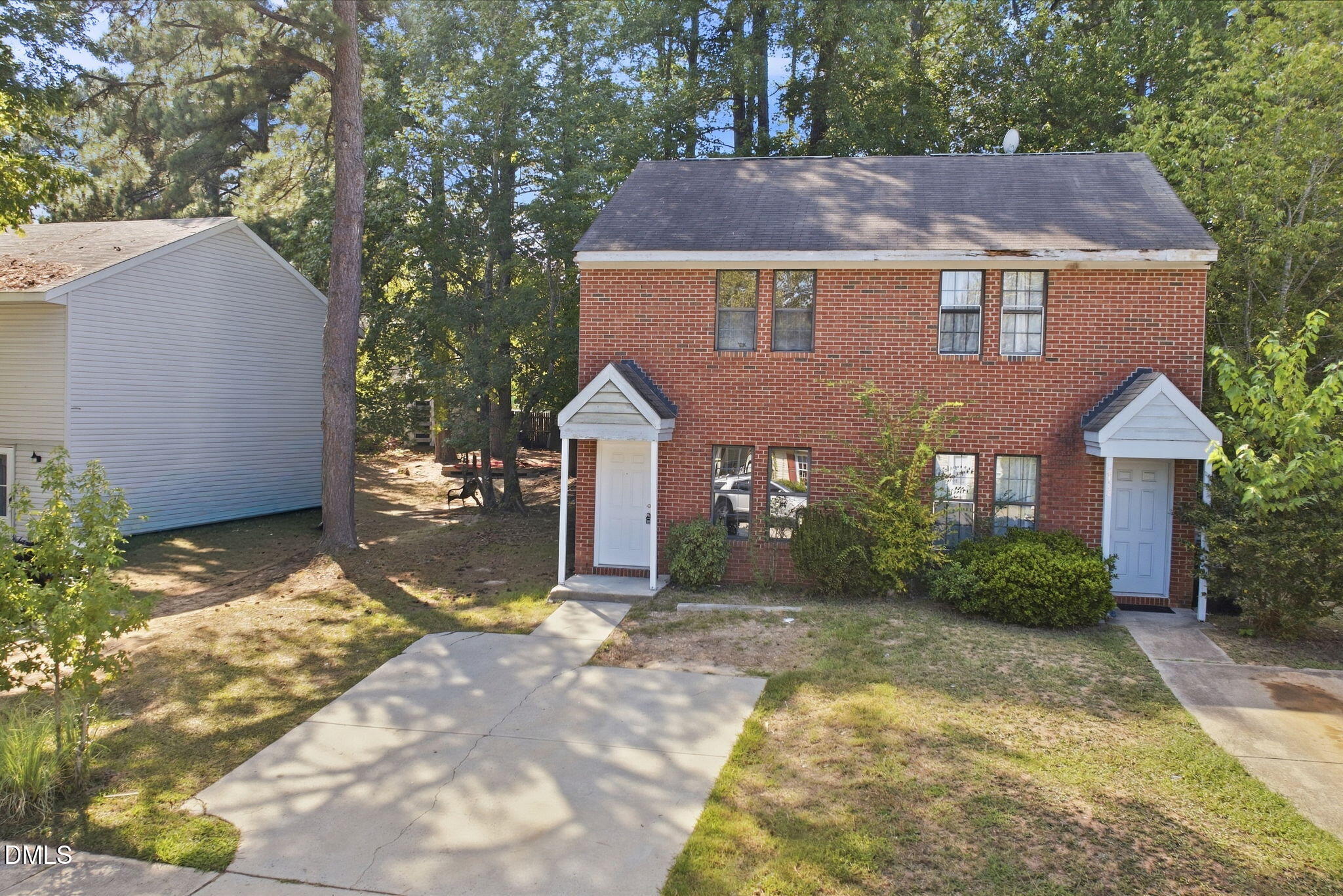 2714 Big Oak Street Property Photo 6