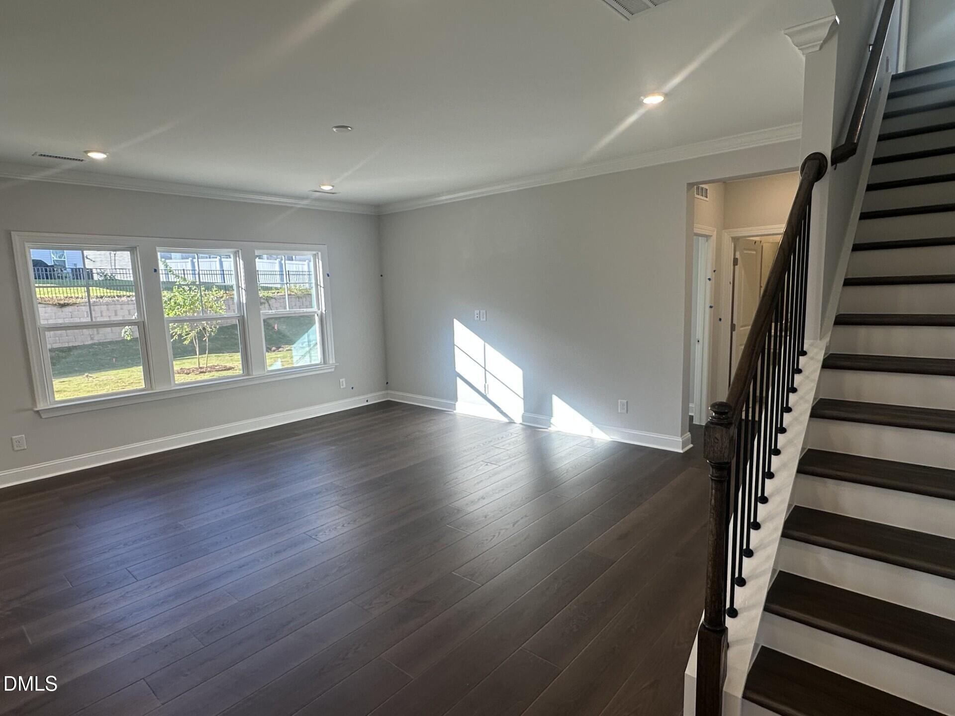 1109 Constellation Circle Property Photo 4