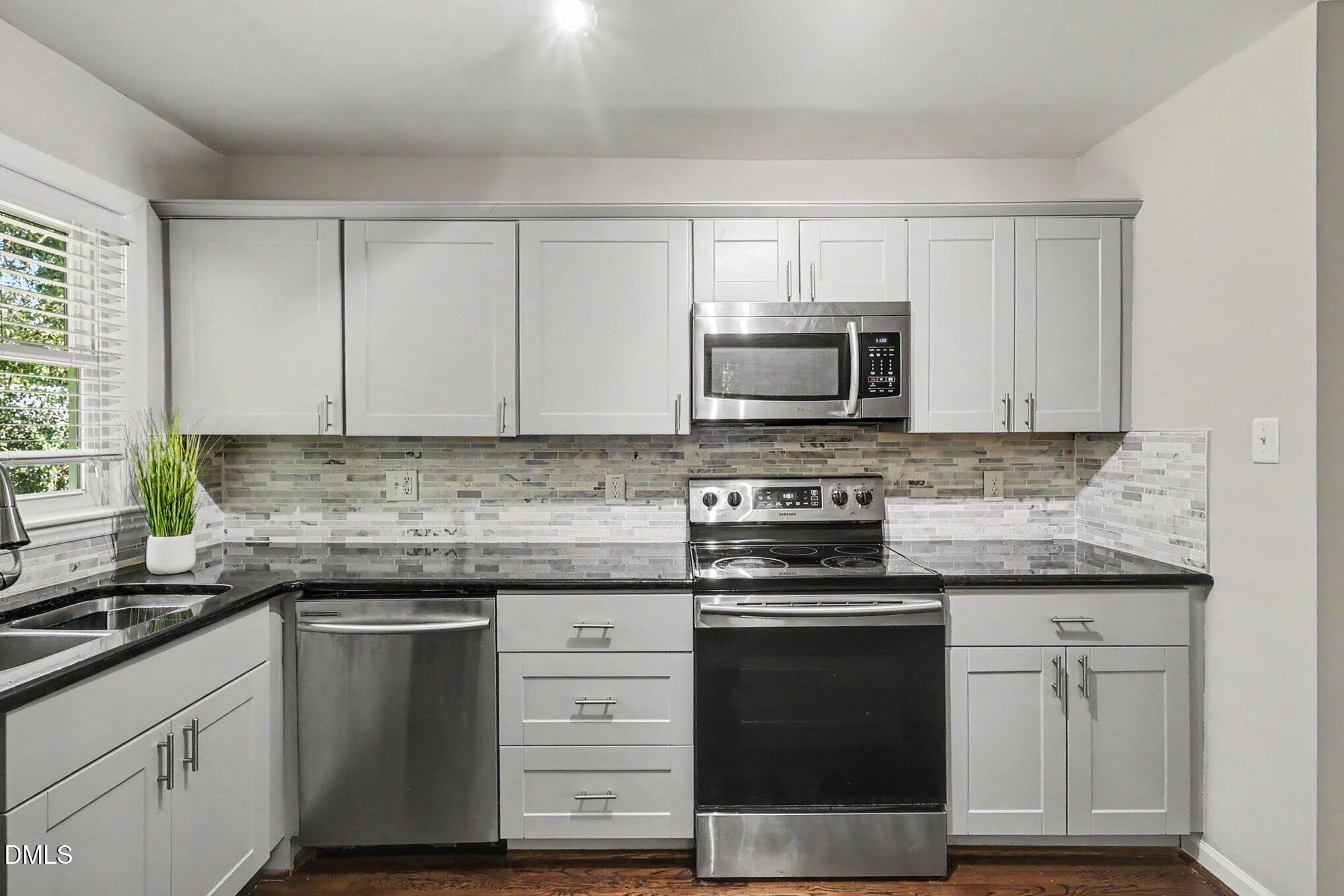 416 Parnell Drive Property Photo 9