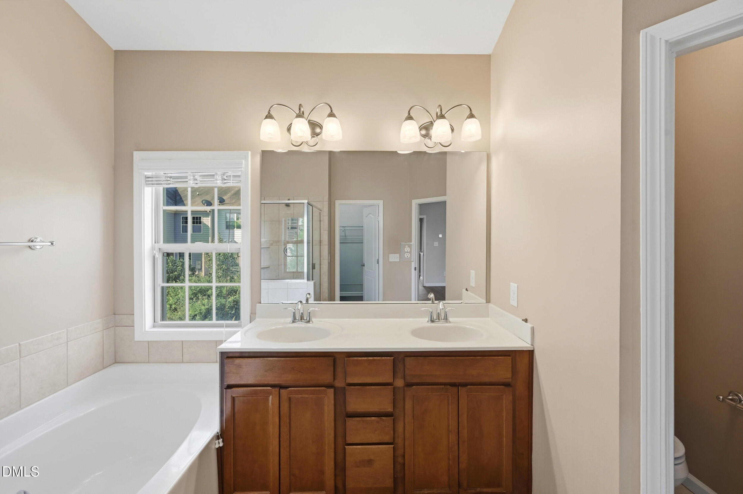8331 Primanti Boulevard Property Photo 15