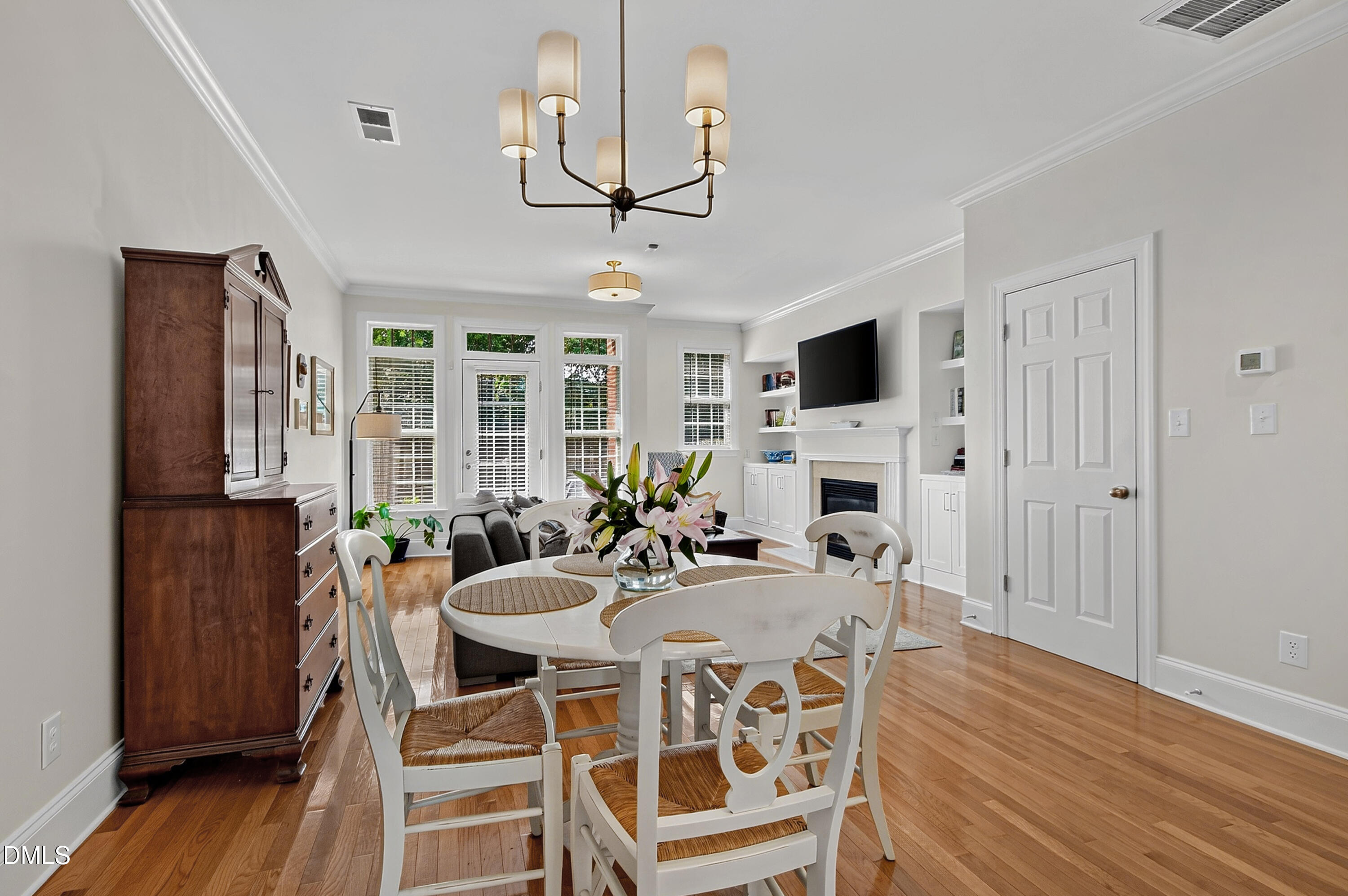 673 Highpark Lane Property Photo 15