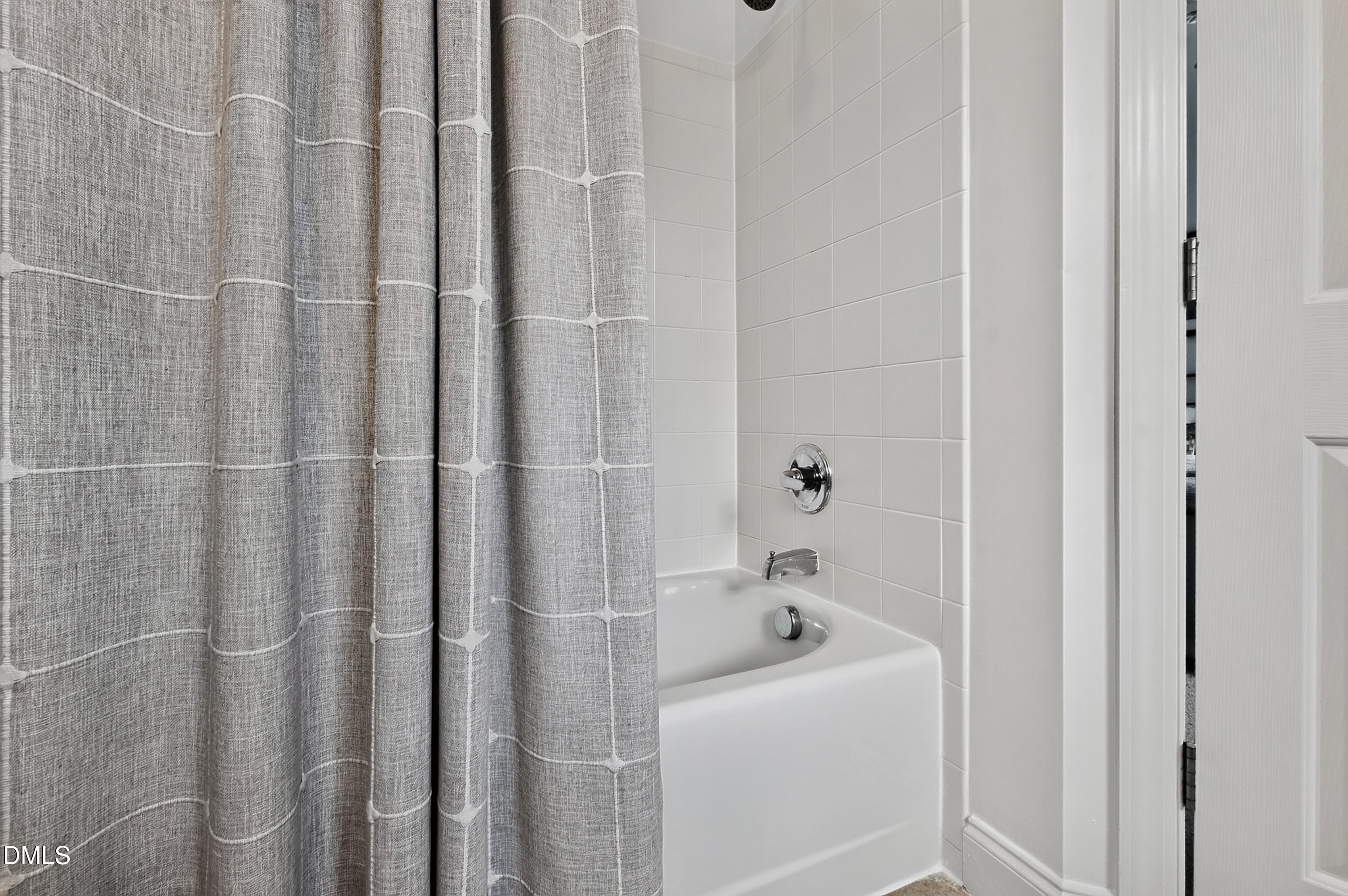 673 Highpark Lane Property Photo 24
