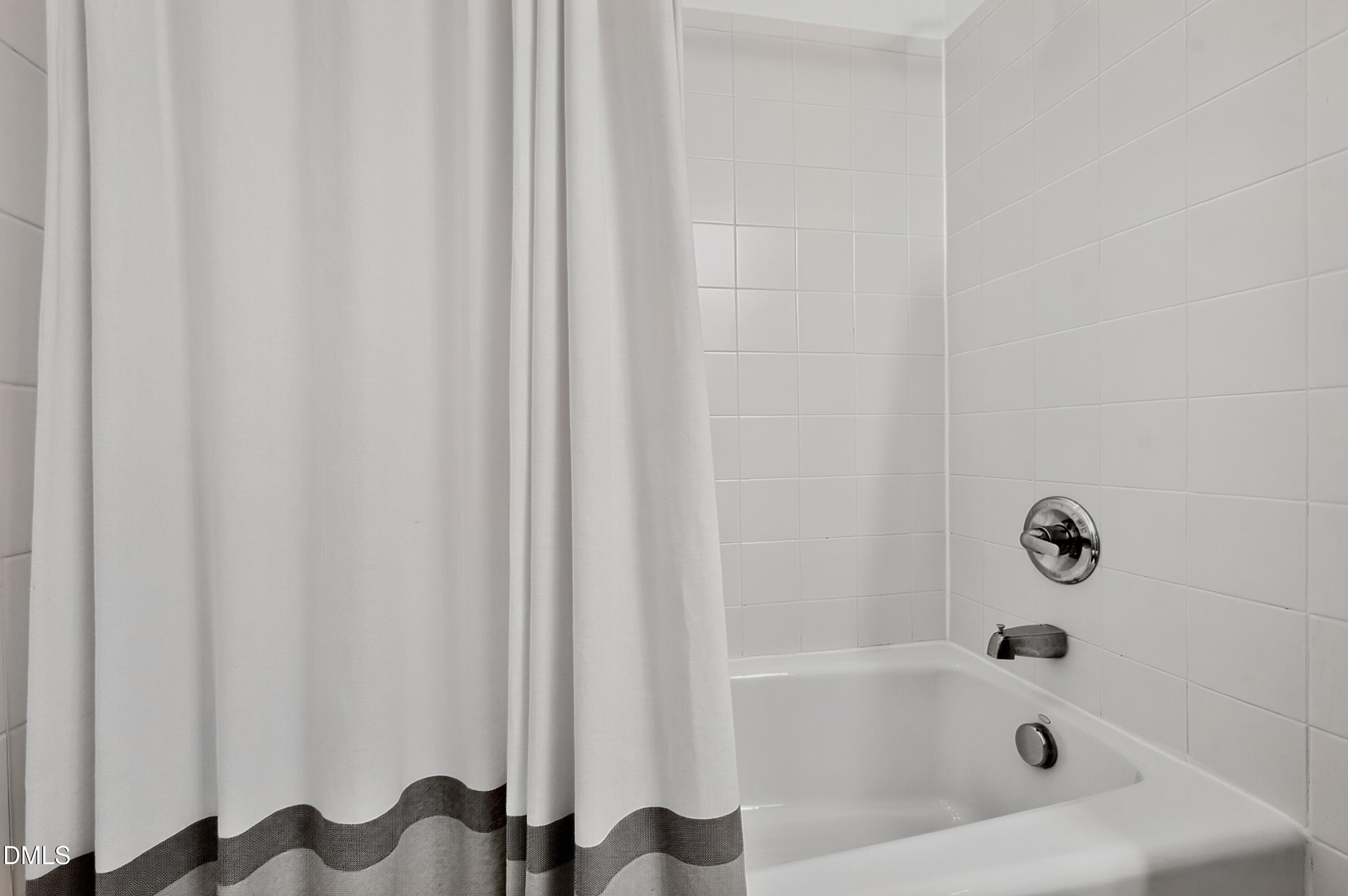 673 Highpark Lane Property Photo 29