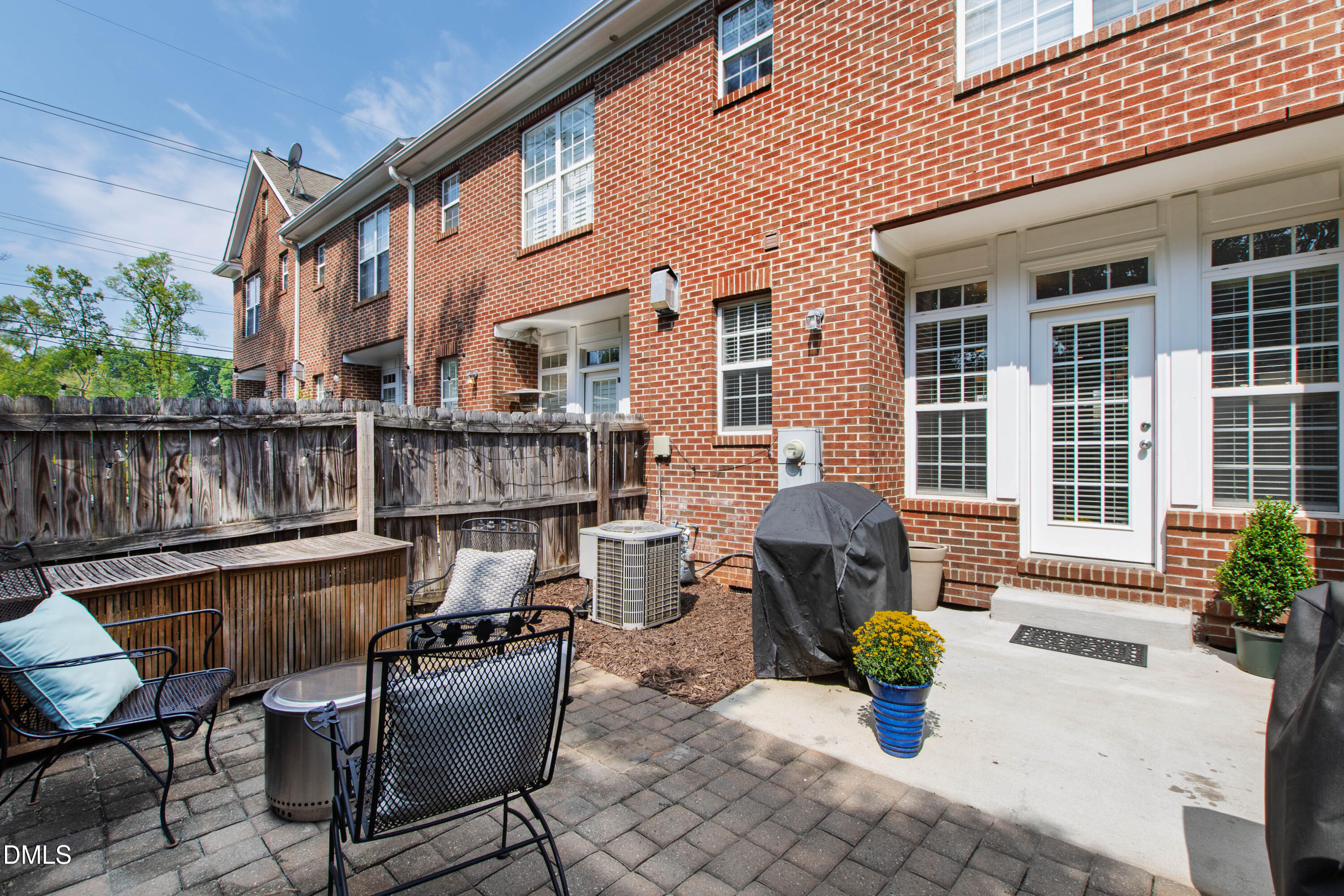 673 Highpark Lane Property Photo 30