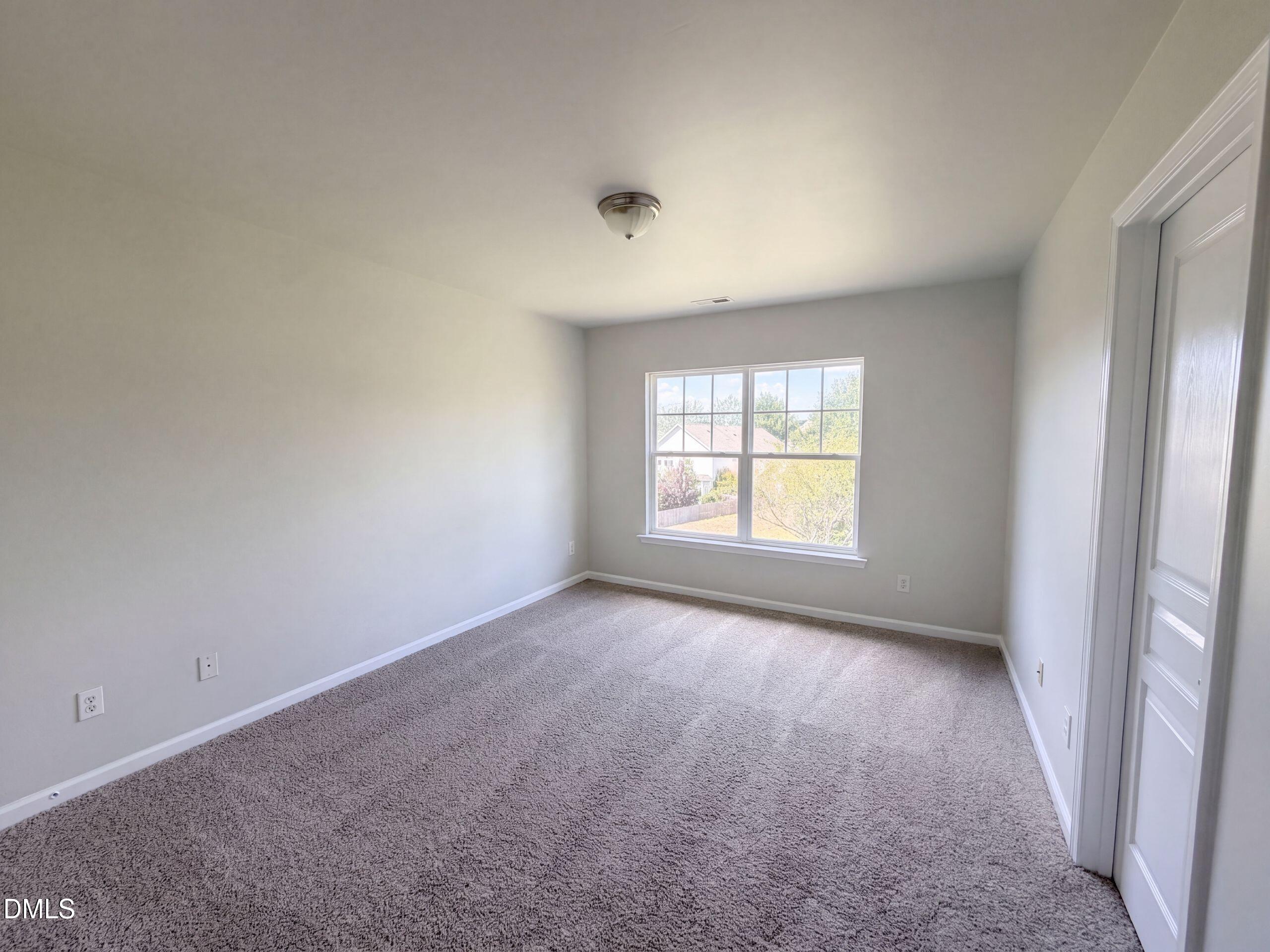 2003 Woodsdale Drive Property Photo 12