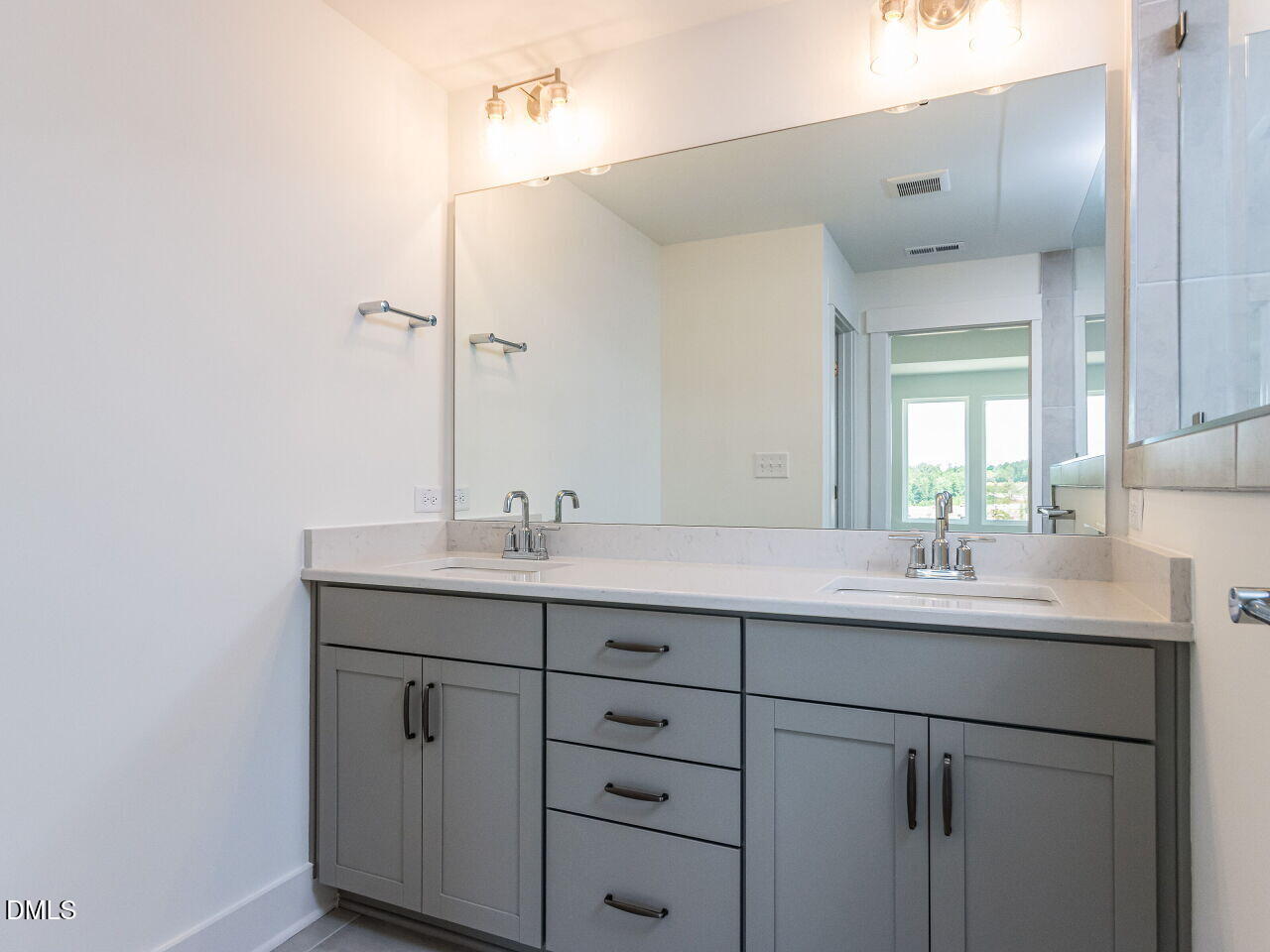 43 Tallgrass Road Property Photo 16