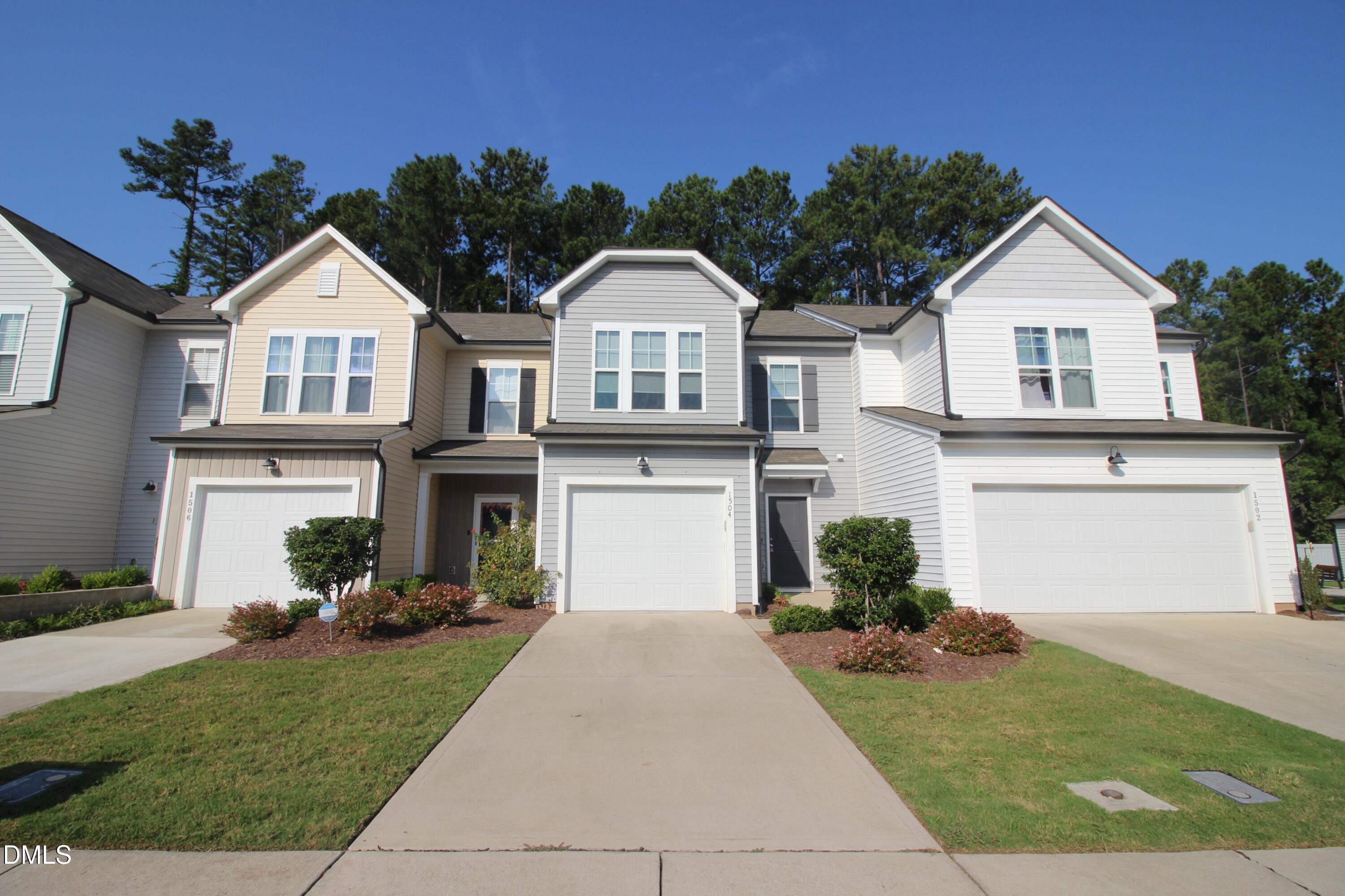 1504 Glacier Drive Property Photo 1