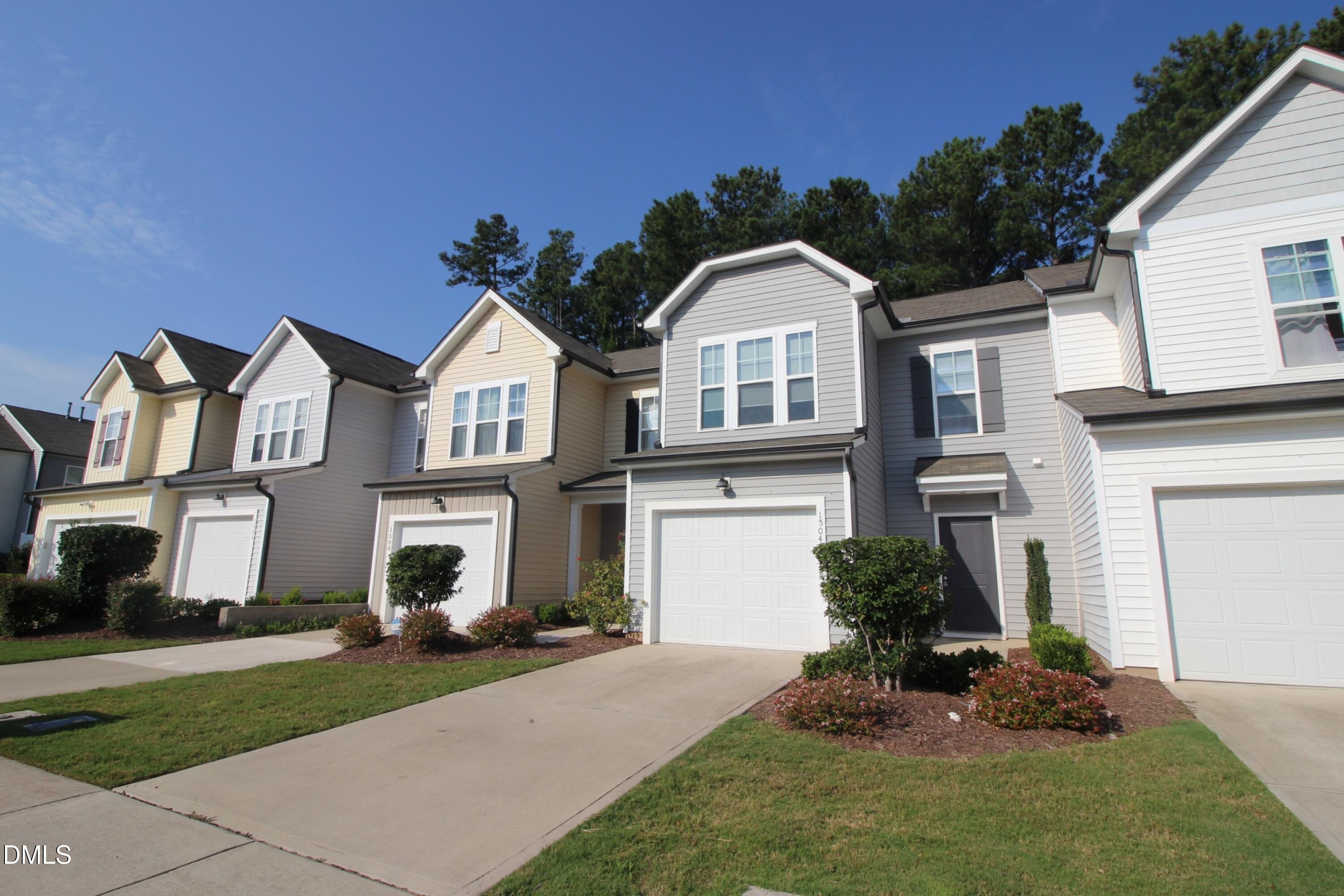 1504 Glacier Drive Property Photo 2