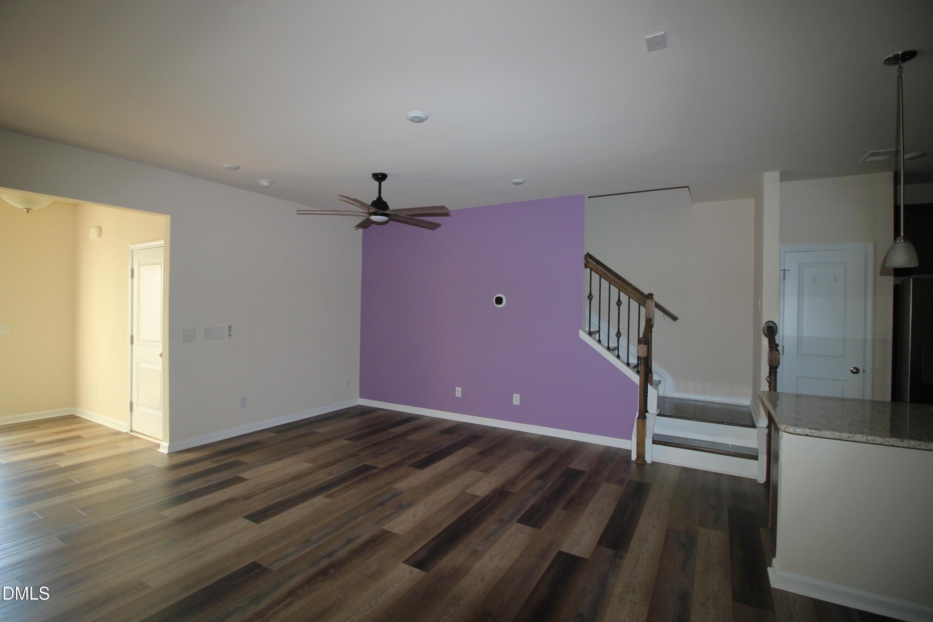 1504 Glacier Drive Property Photo 4