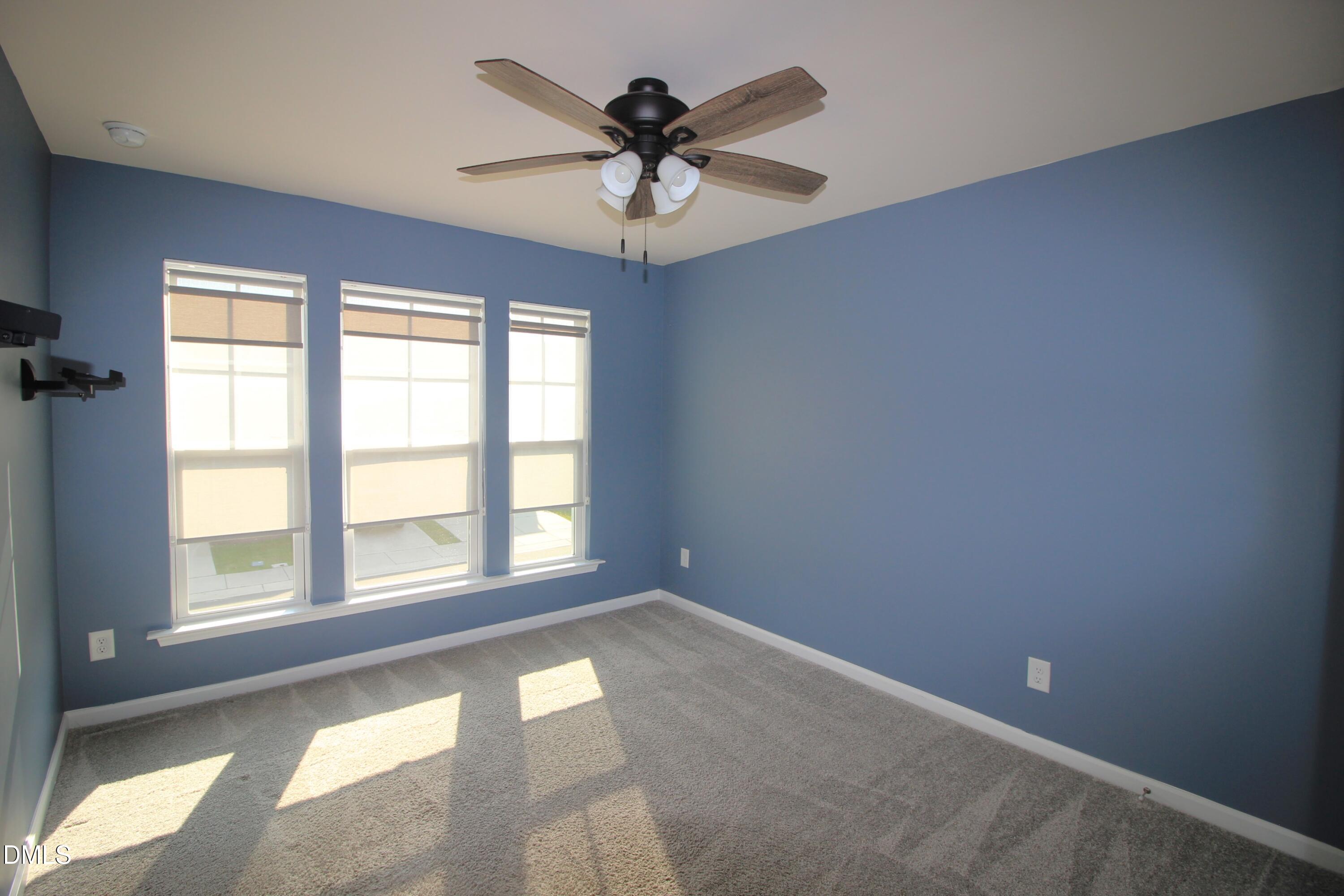 1504 Glacier Drive Property Photo 14