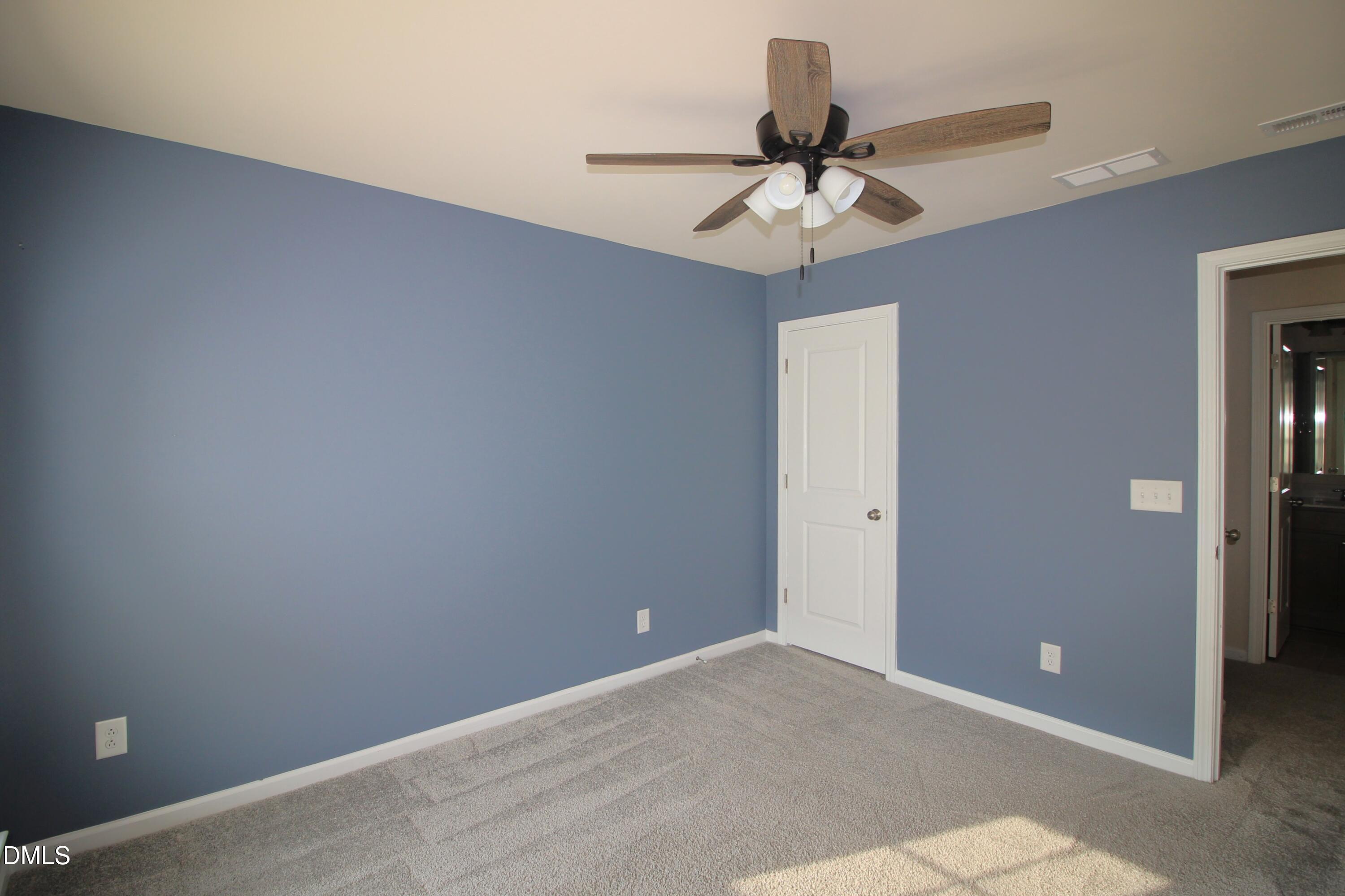 1504 Glacier Drive Property Photo 15