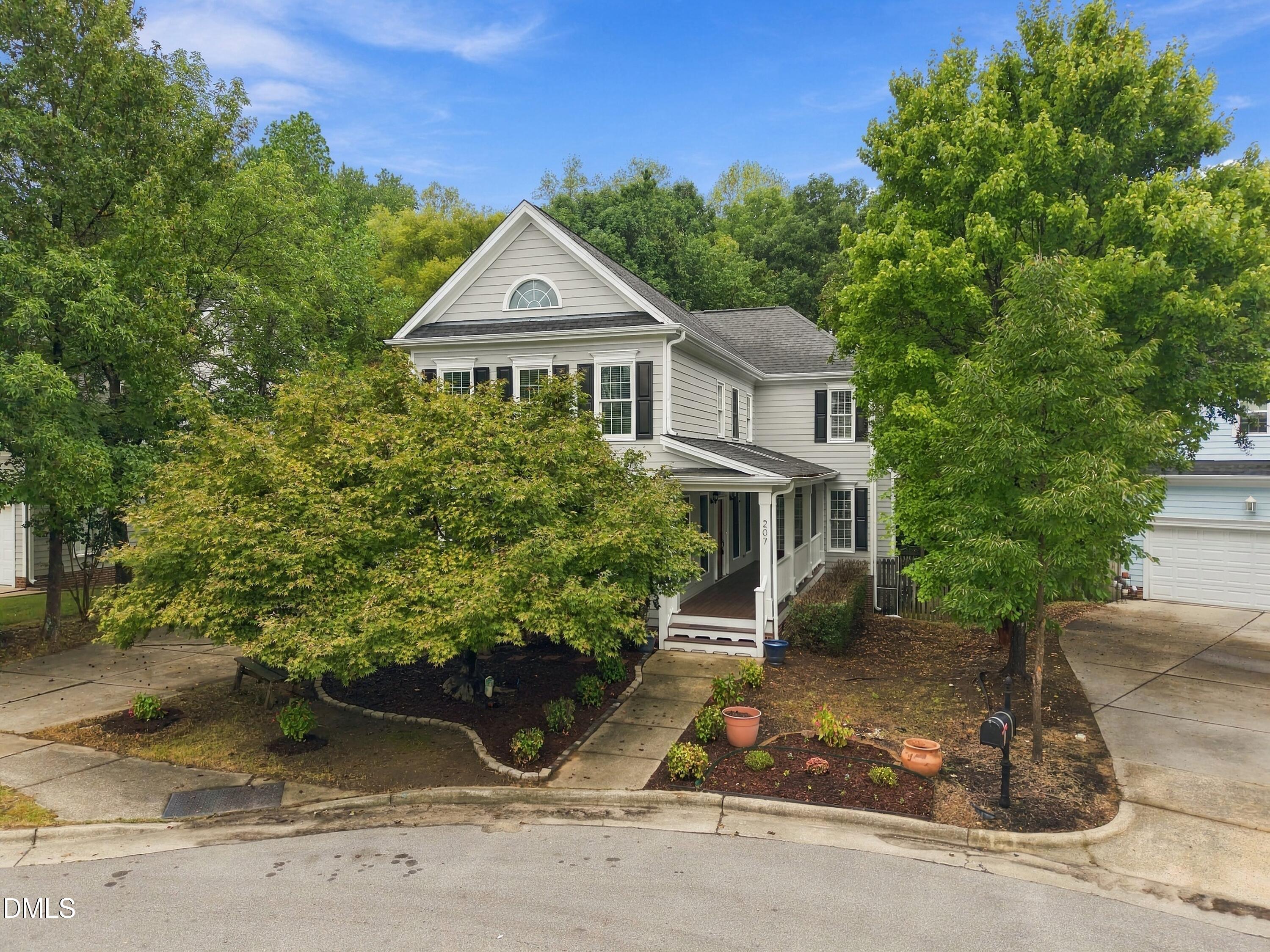 207 Magnolia Bloom Court Property Photo 1