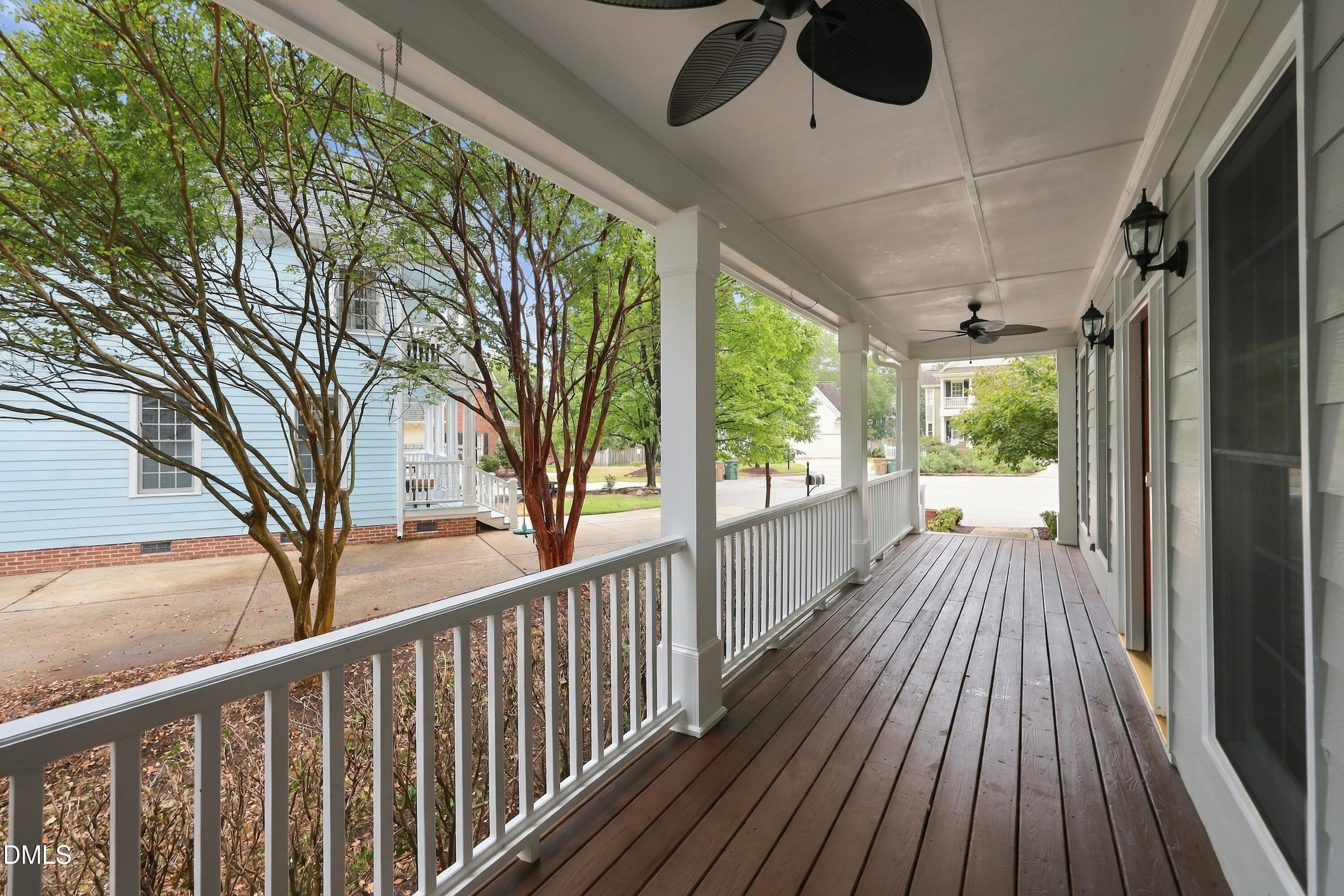 207 Magnolia Bloom Court Property Photo 9