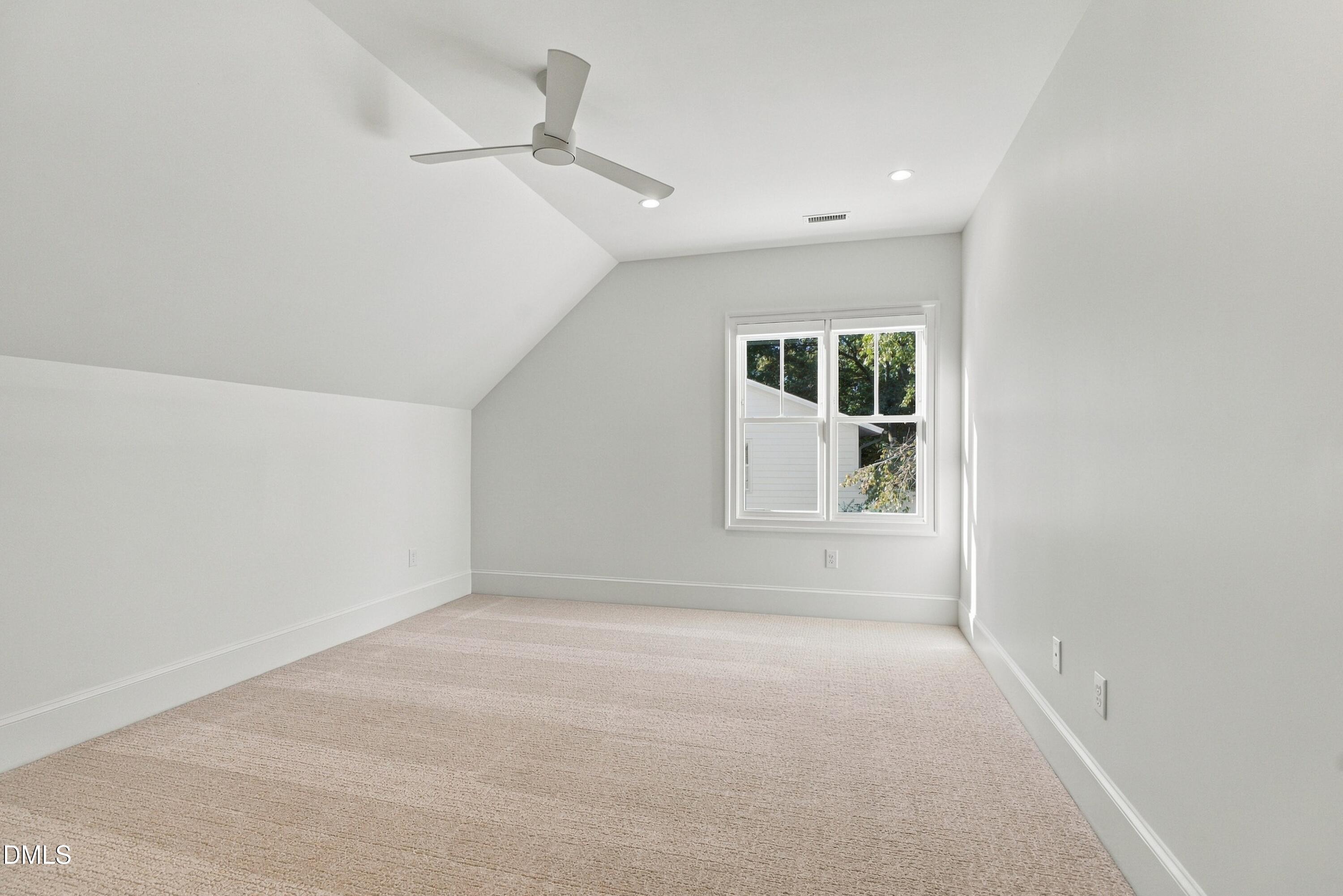 5321 Inglewood Lane Property Photo 48