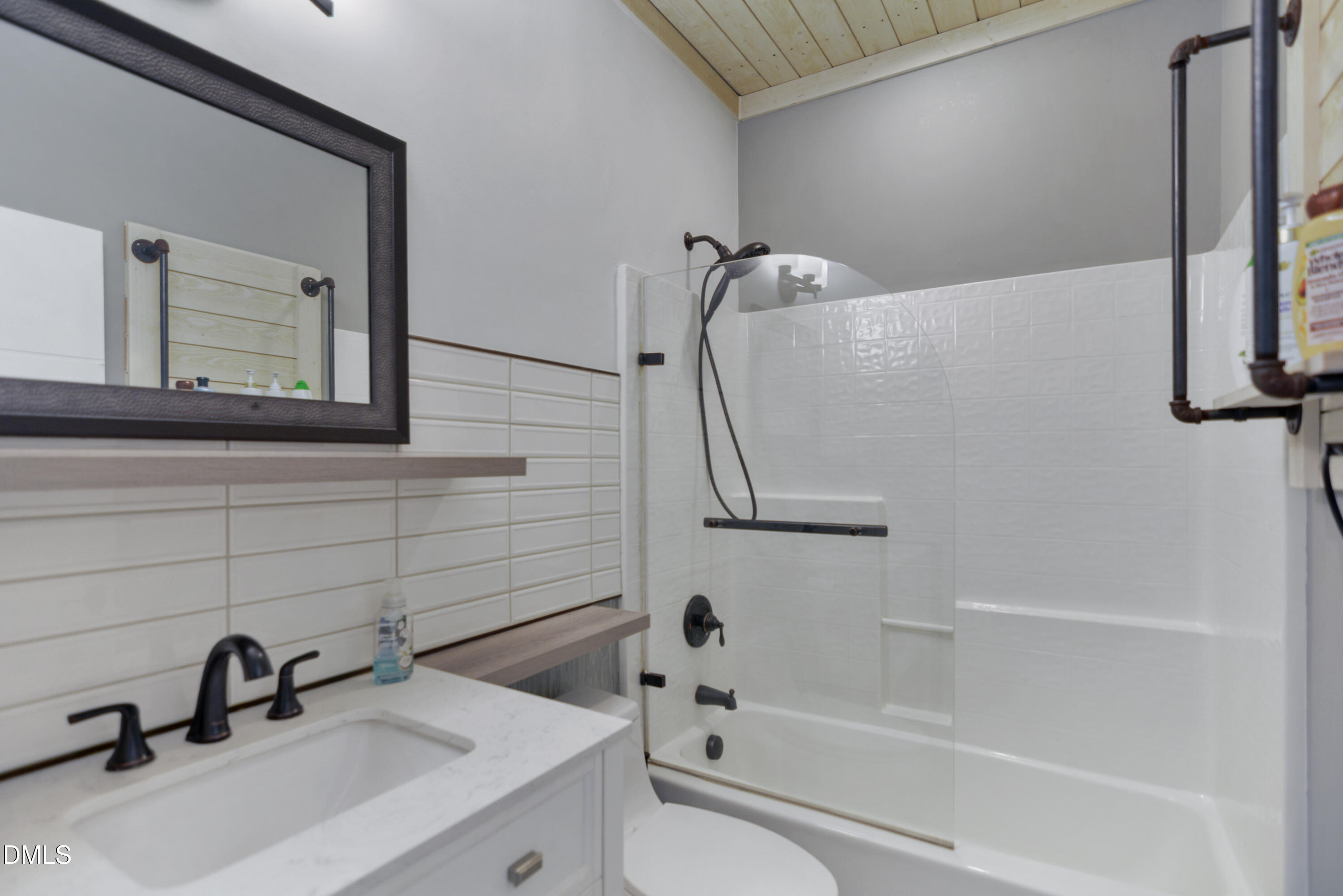 196 Mickleson Ridge Drive Property Photo 8