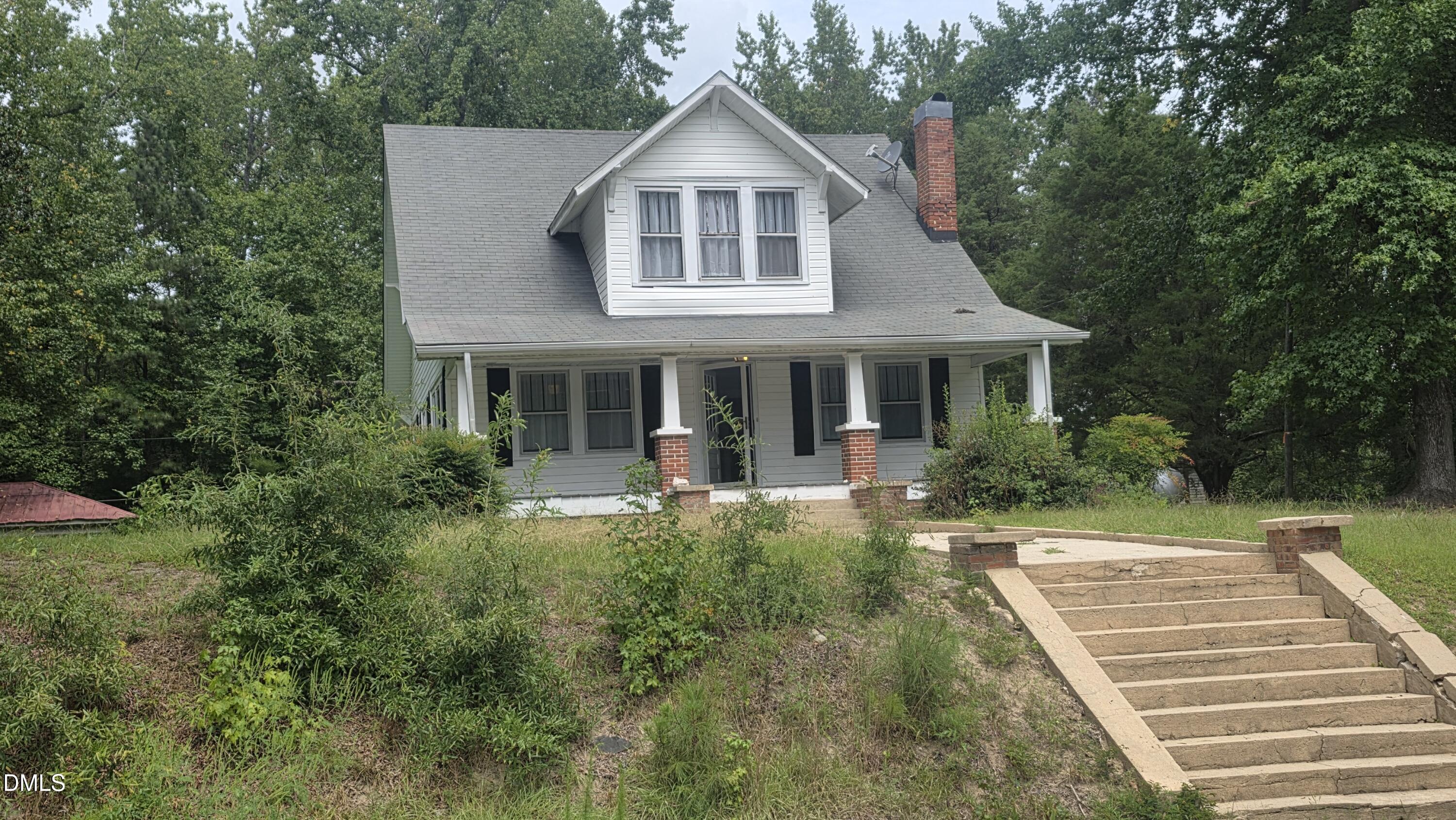 439 Lake View Road Property Photo 1
