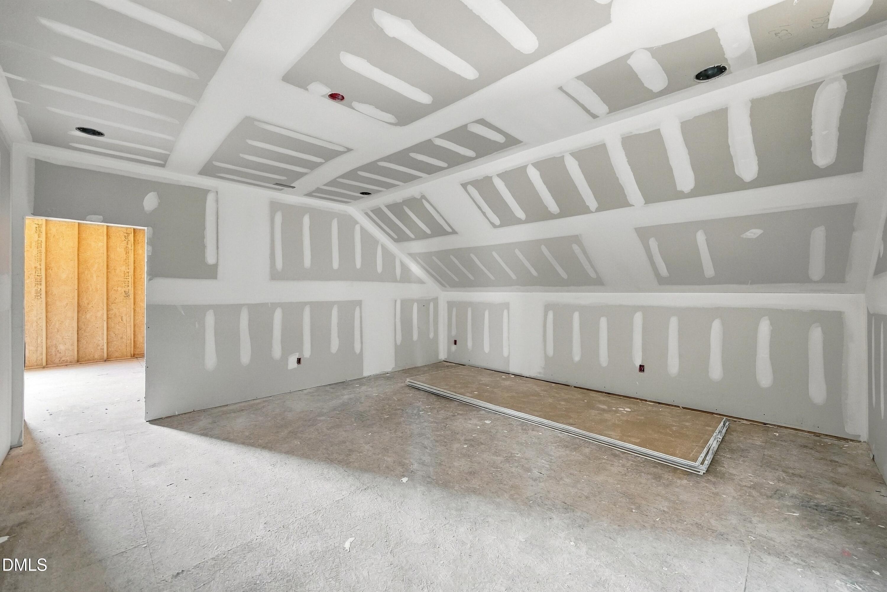 8221 Harmony Meadow Way Property Photo 17