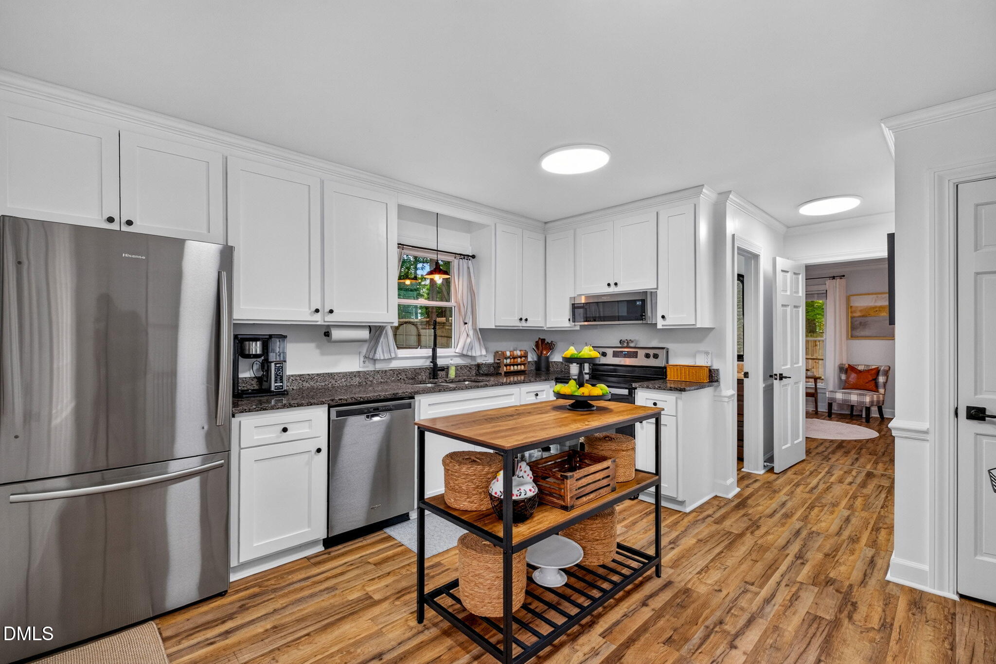 3124 Taylors Ridge Road Property Photo 15