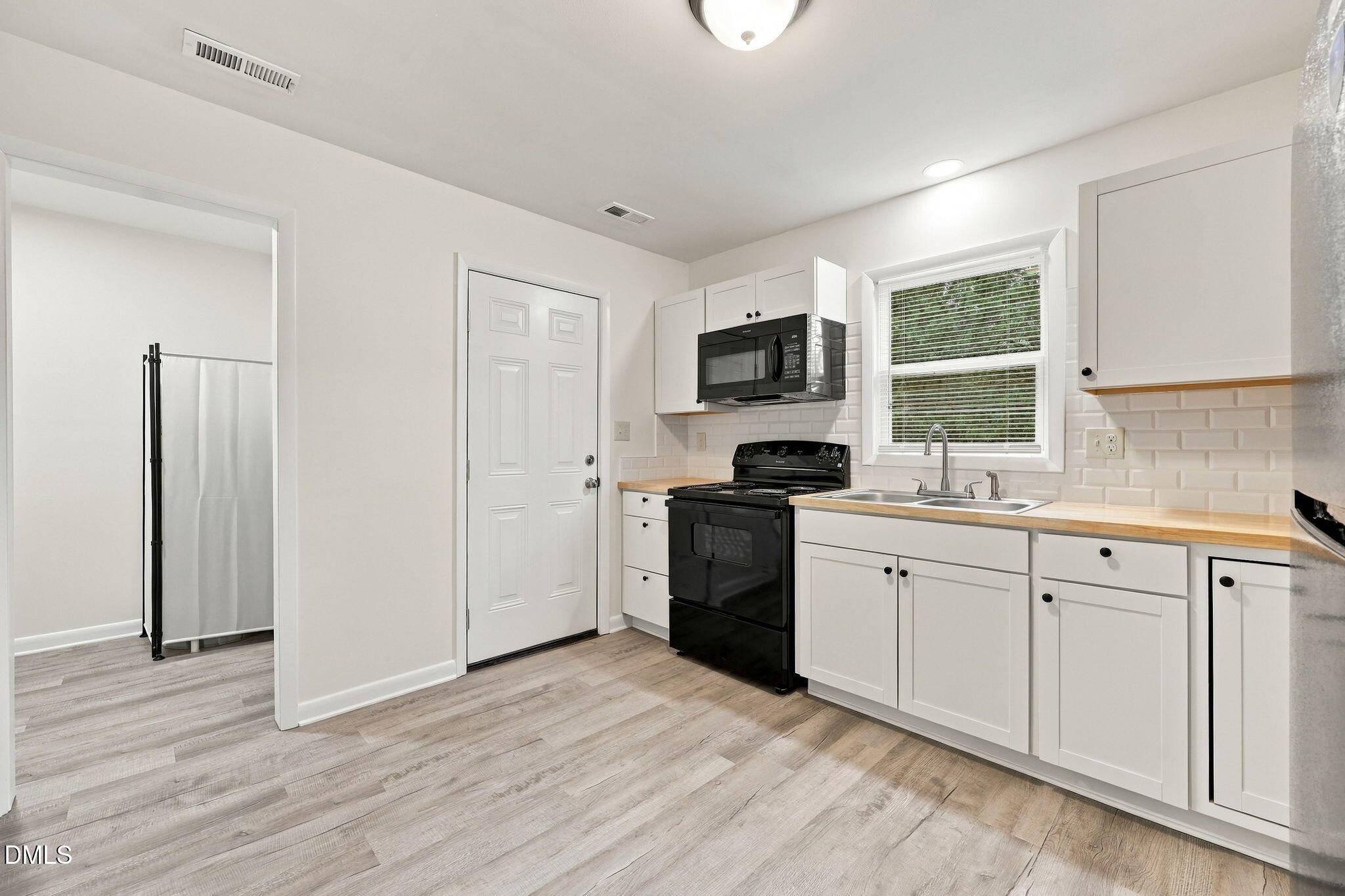 307 Elaine Street Property Photo 22