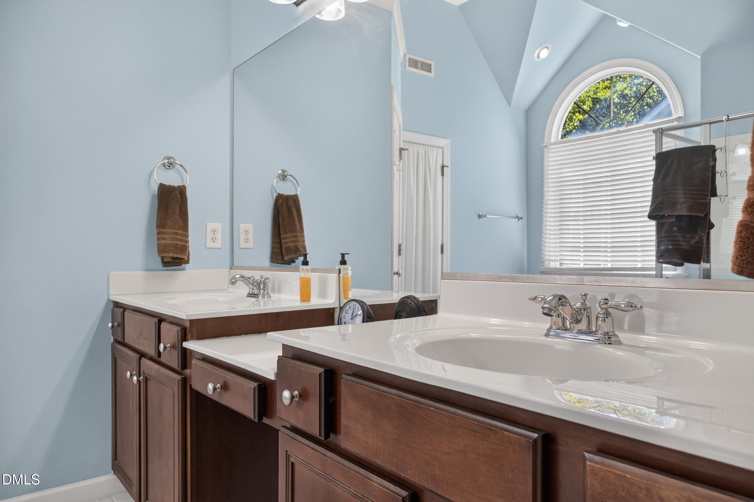 6108 Tiffield Way Property Photo 28