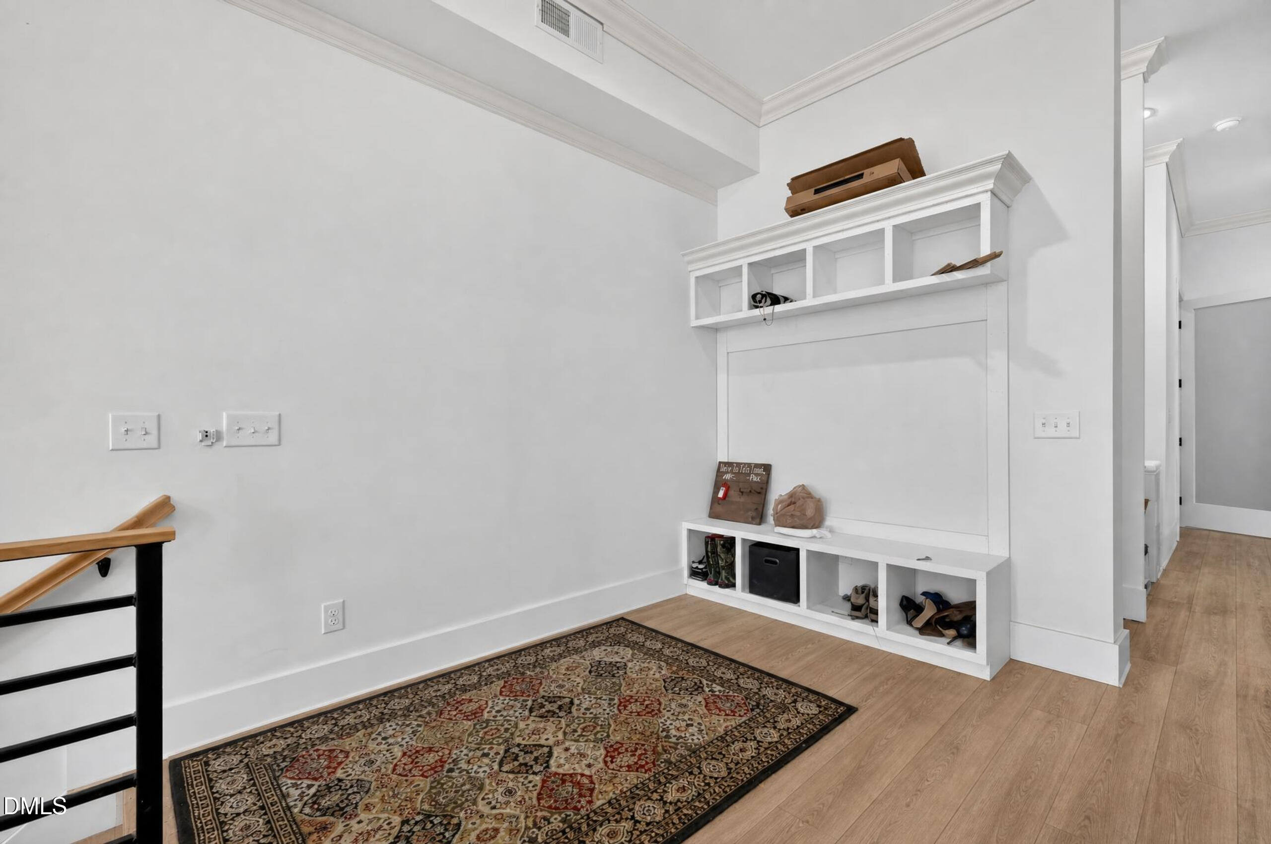 109 S Raiford Street Property Photo 16