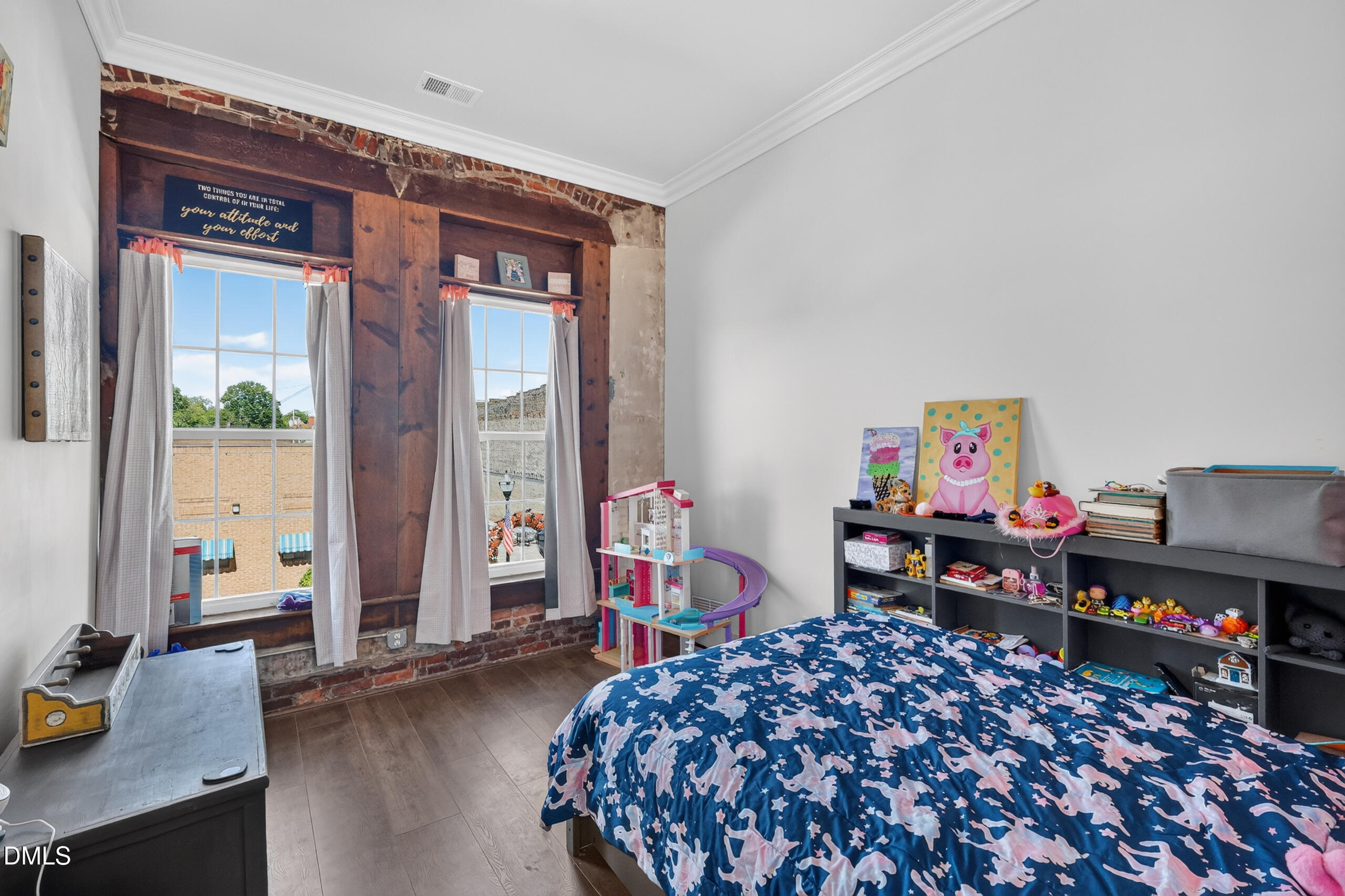 109 S Raiford Street Property Photo 48