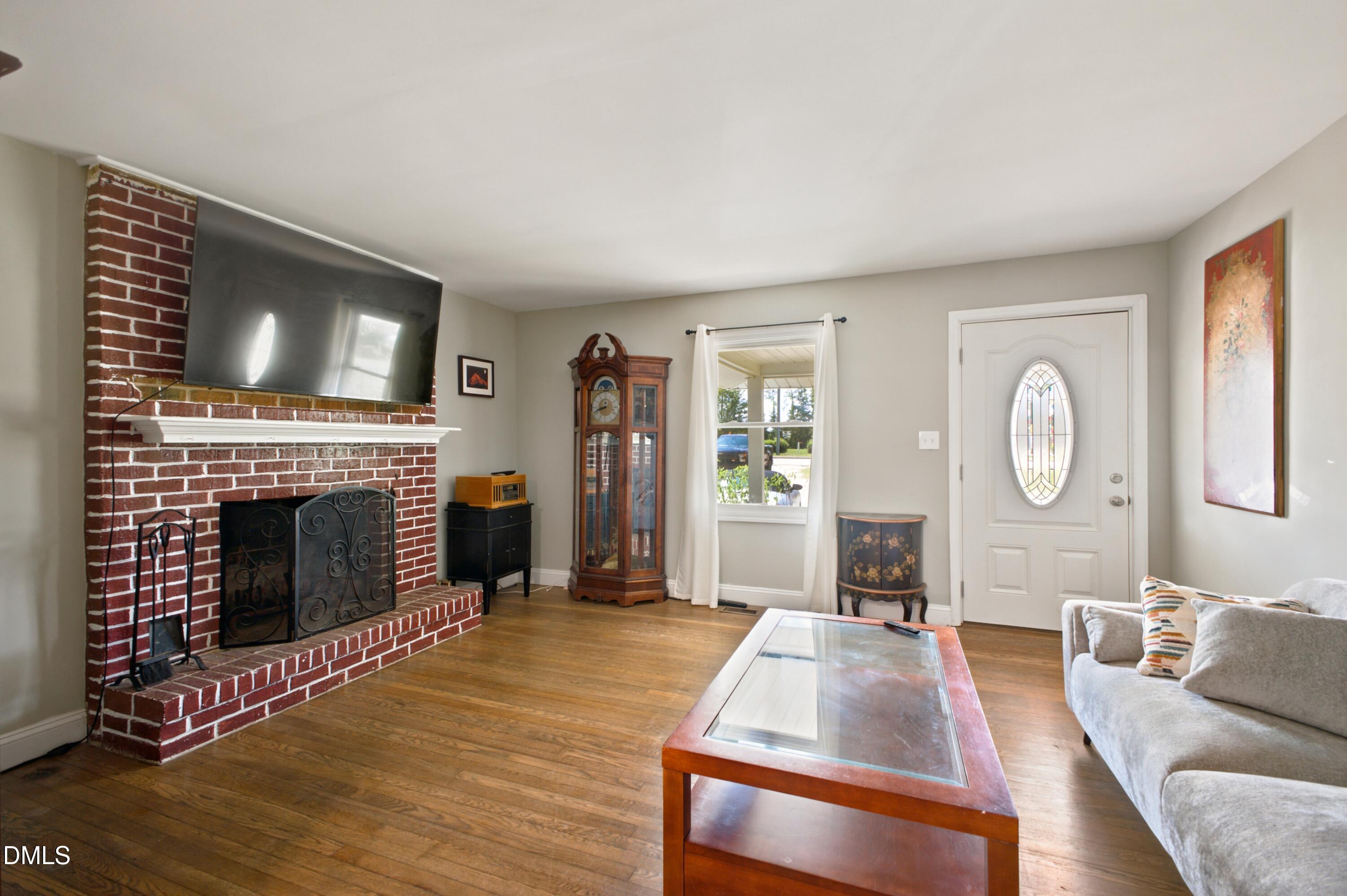 2311 Dixie Forest Road Property Photo 2
