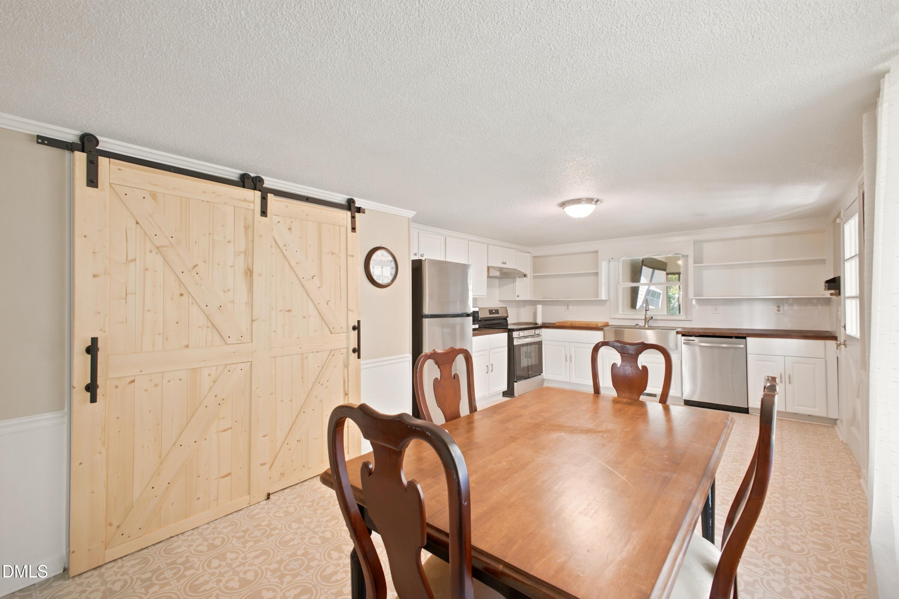 2311 Dixie Forest Road Property Photo 7