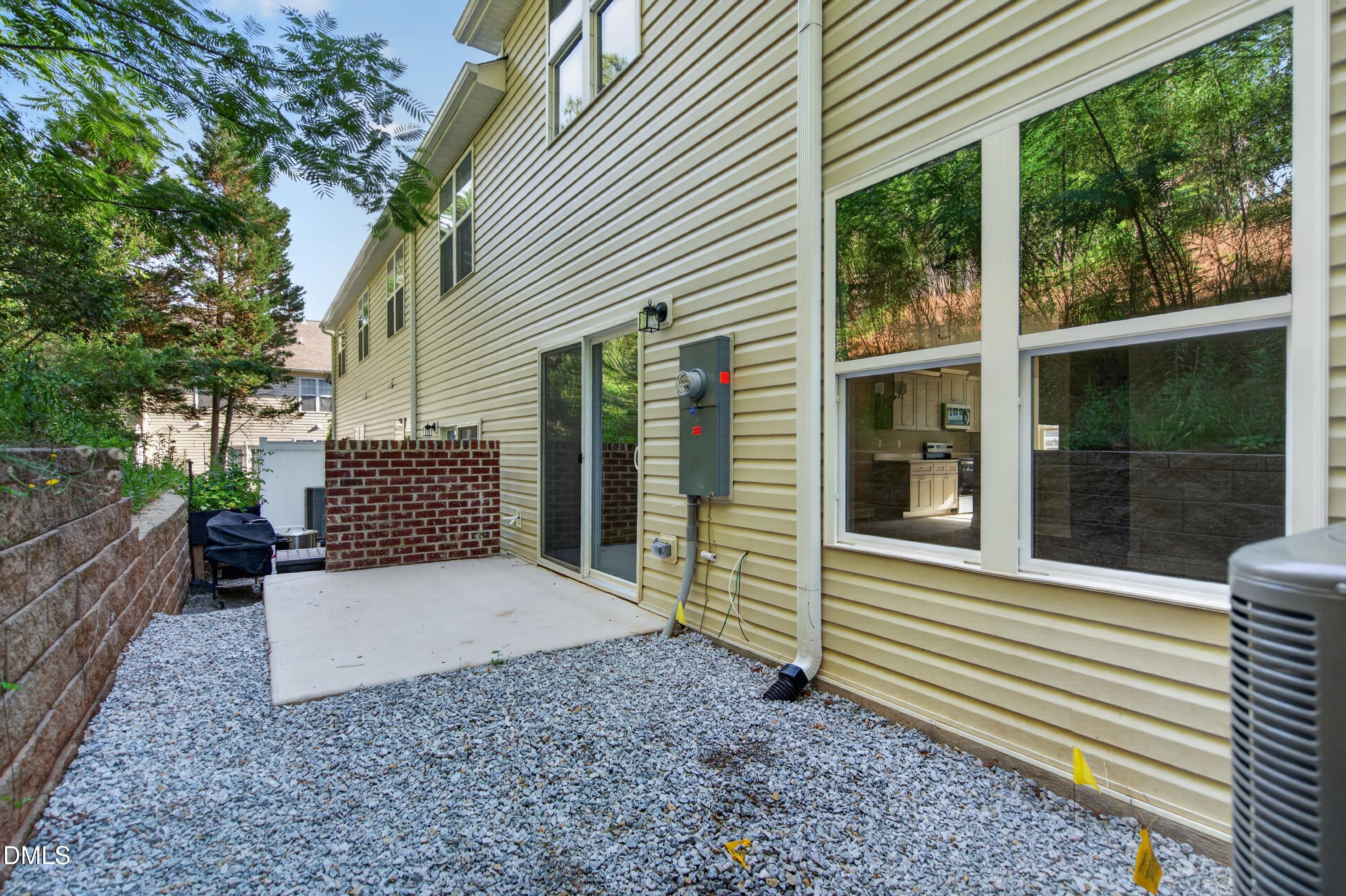 408 Meridian Crossing Property Photo 14