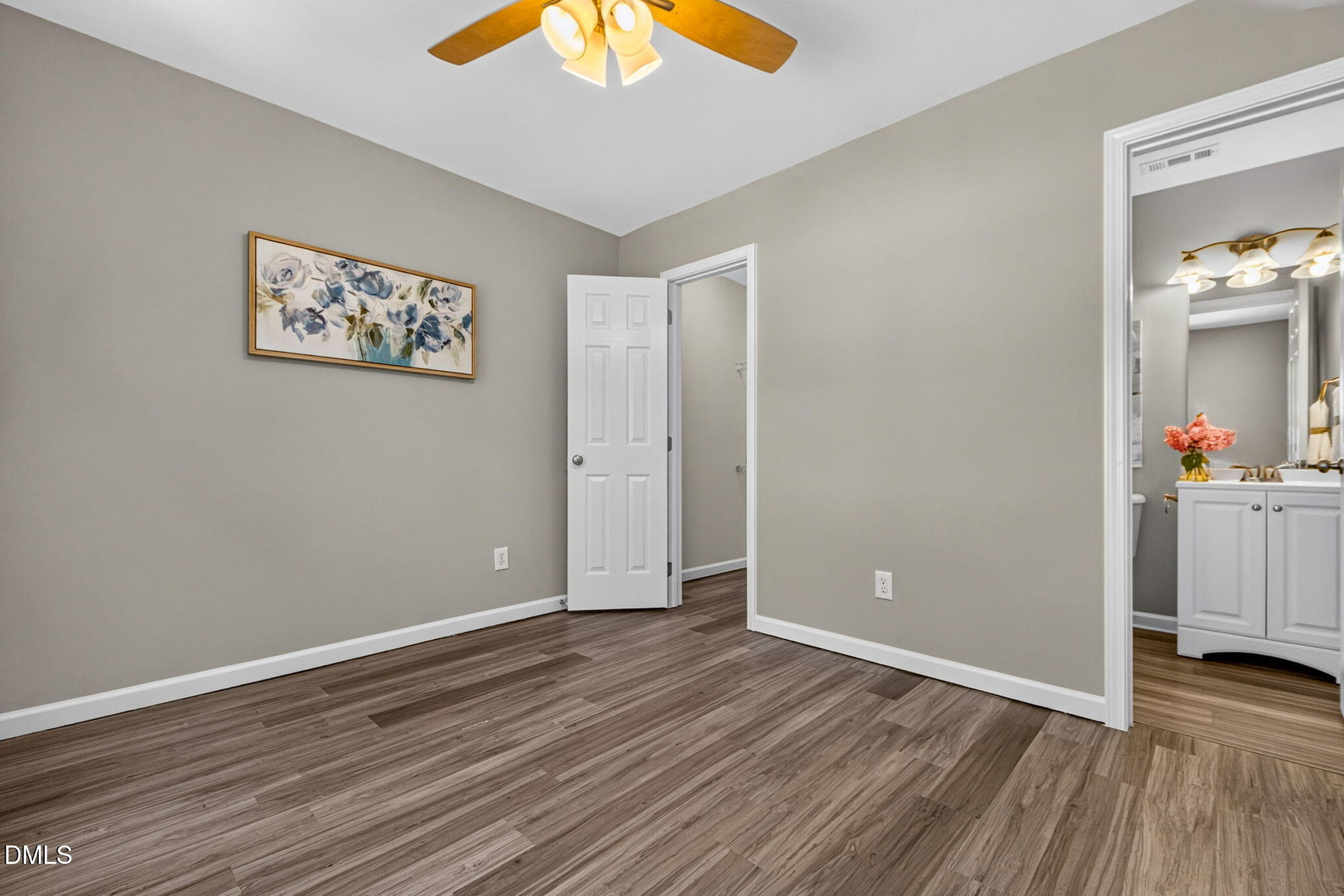 215 Windcap Drive Property Photo 8