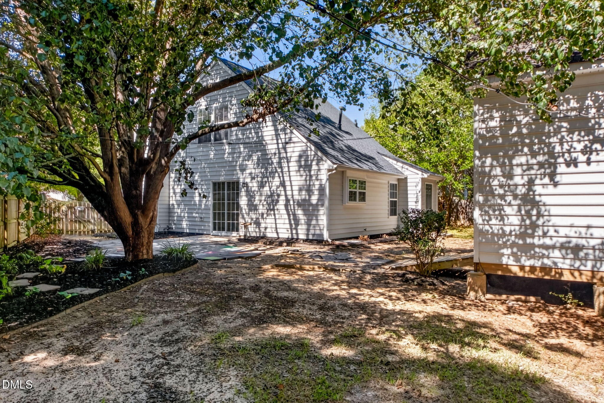 215 Windcap Drive Property Photo 13