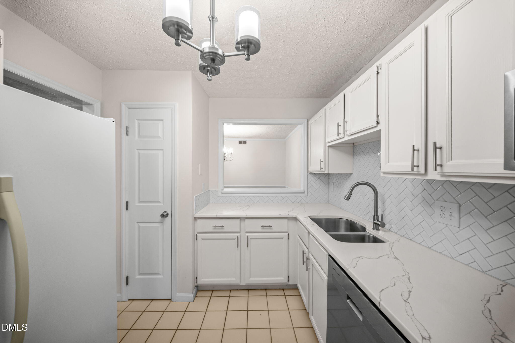 103 Autumn Chase Drive Property Photo 11