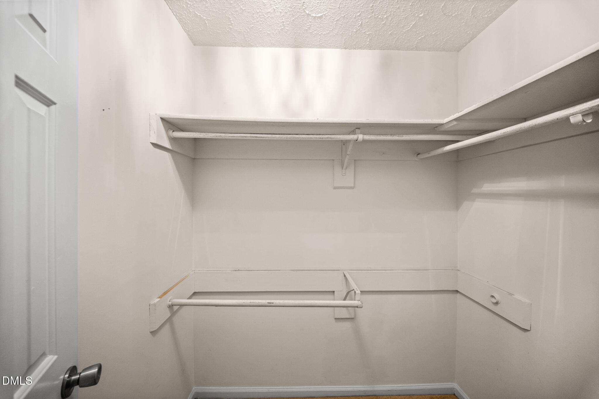 103 Autumn Chase Drive Property Photo 14