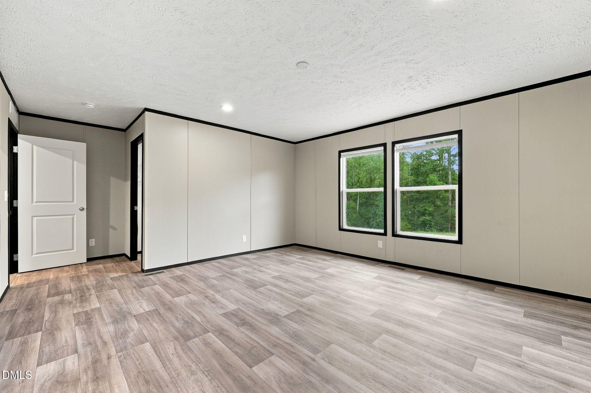 8025 Cornwall Road Property Photo 22
