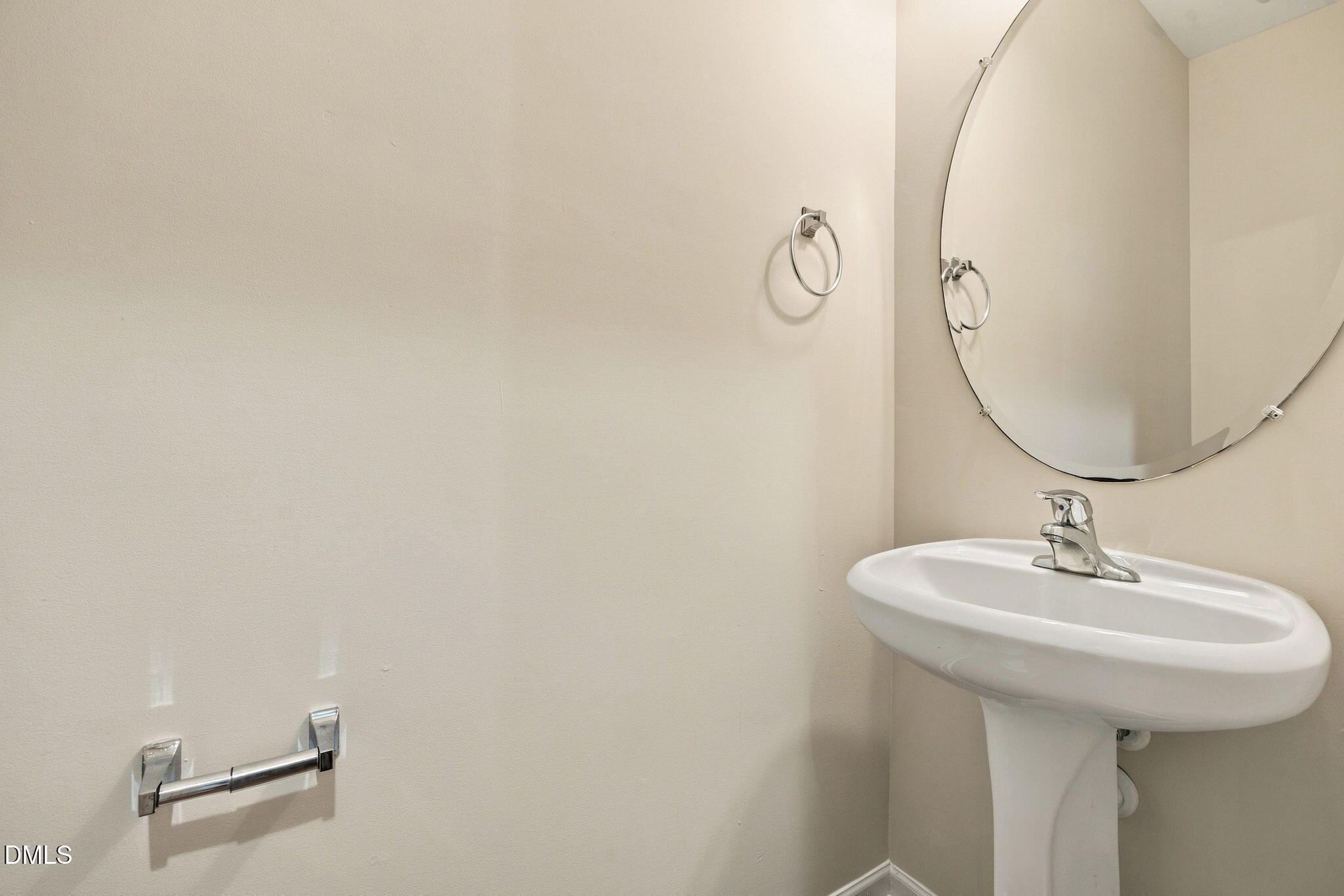 1602 Flowering Peach Trail Property Photo 6