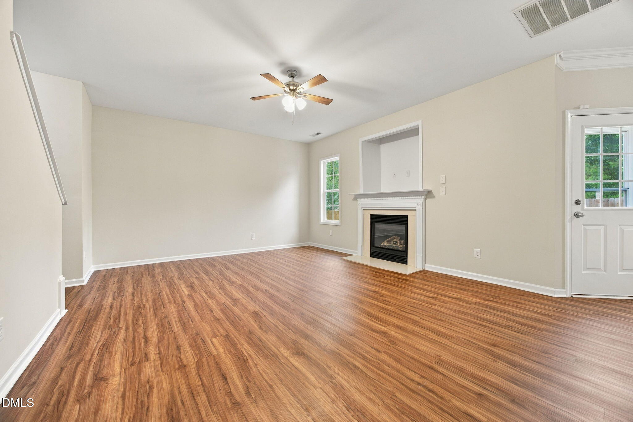 1602 Flowering Peach Trail Property Photo 10
