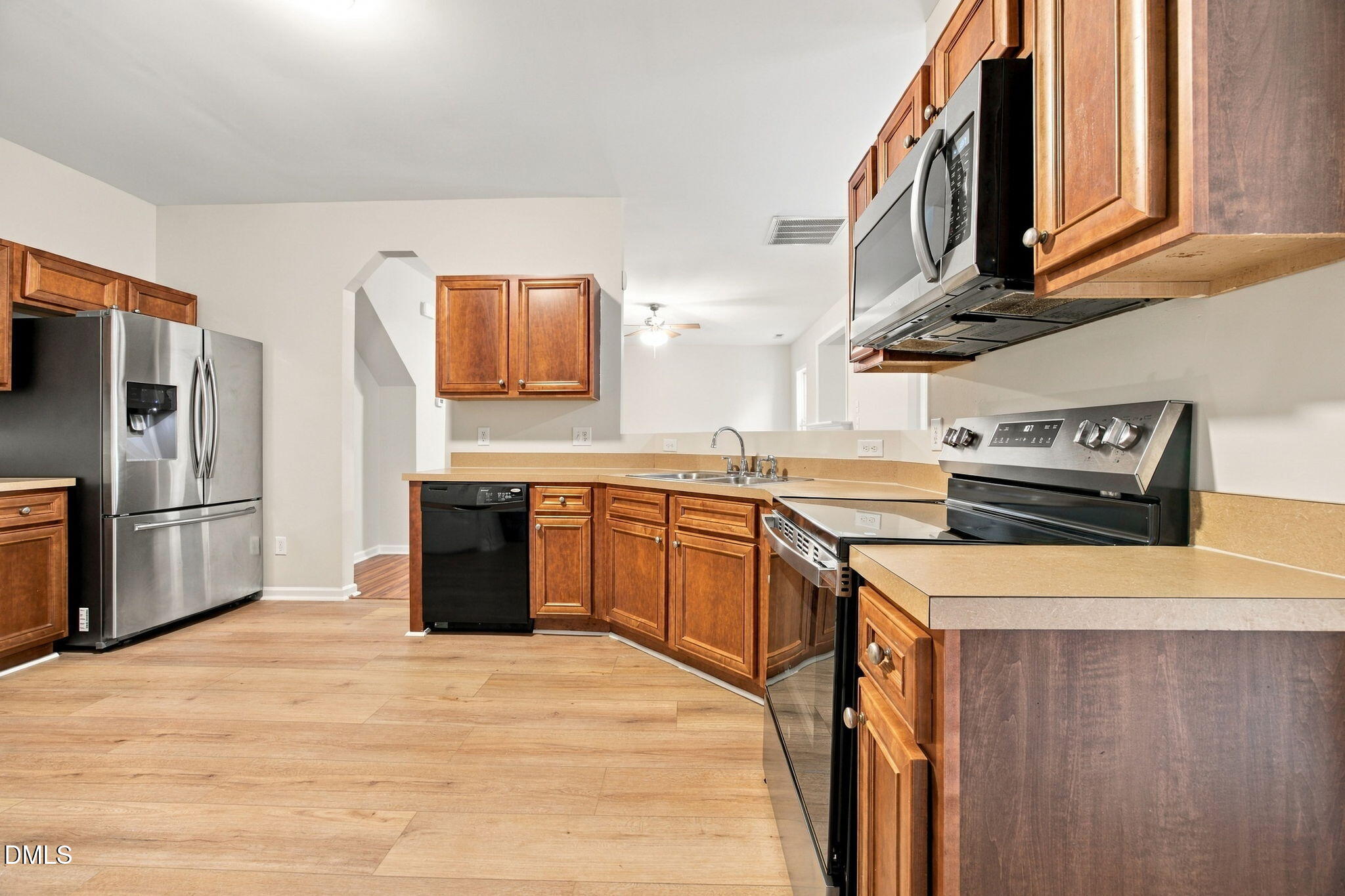 1602 Flowering Peach Trail Property Photo 14