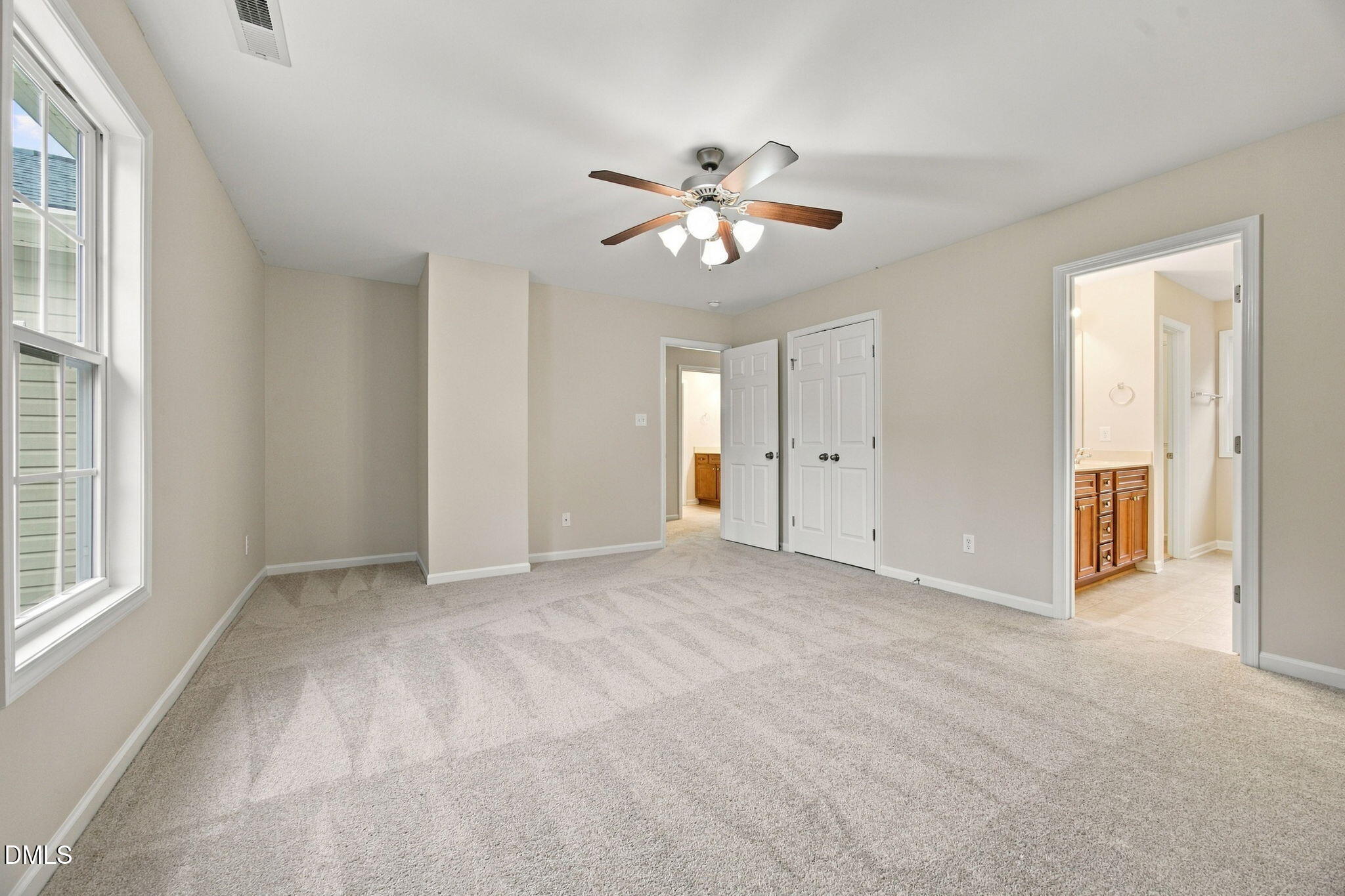 1602 Flowering Peach Trail Property Photo 23