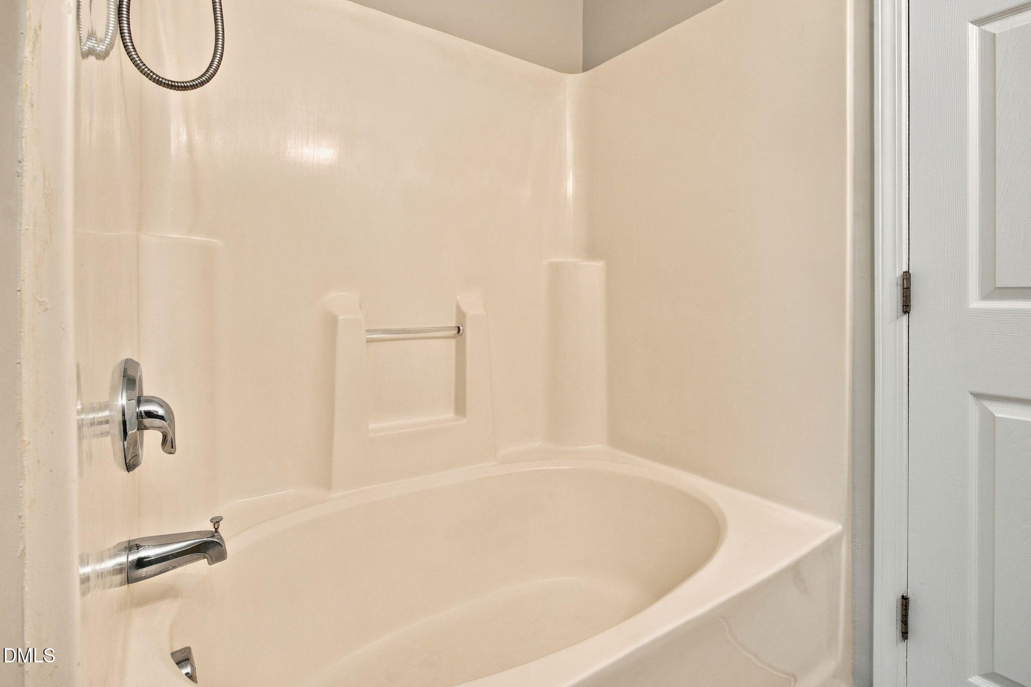 1602 Flowering Peach Trail Property Photo 26