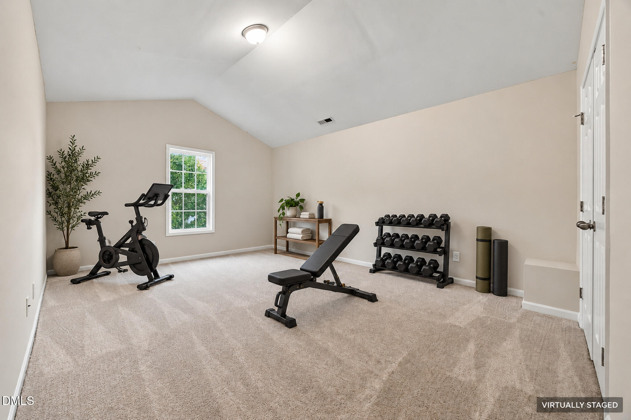 1602 Flowering Peach Trail Property Photo 34
