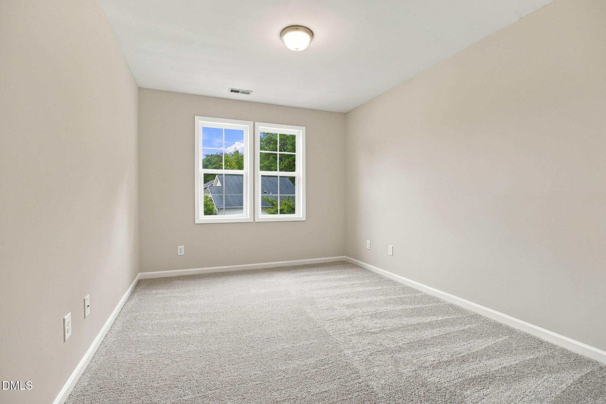 1602 Flowering Peach Trail Property Photo 37