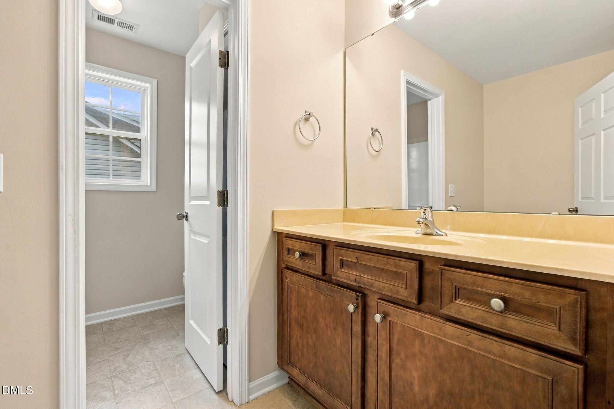 1602 Flowering Peach Trail Property Photo 40