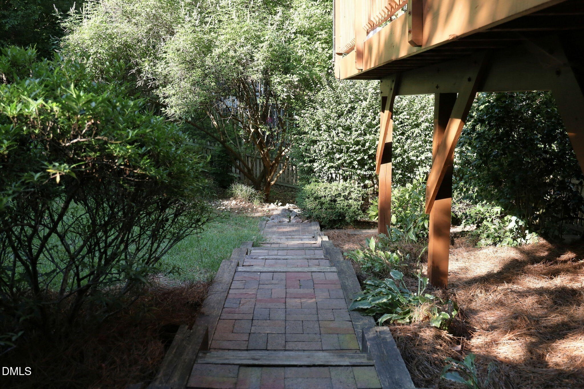 6305 Lakeway Drive Property Photo 39