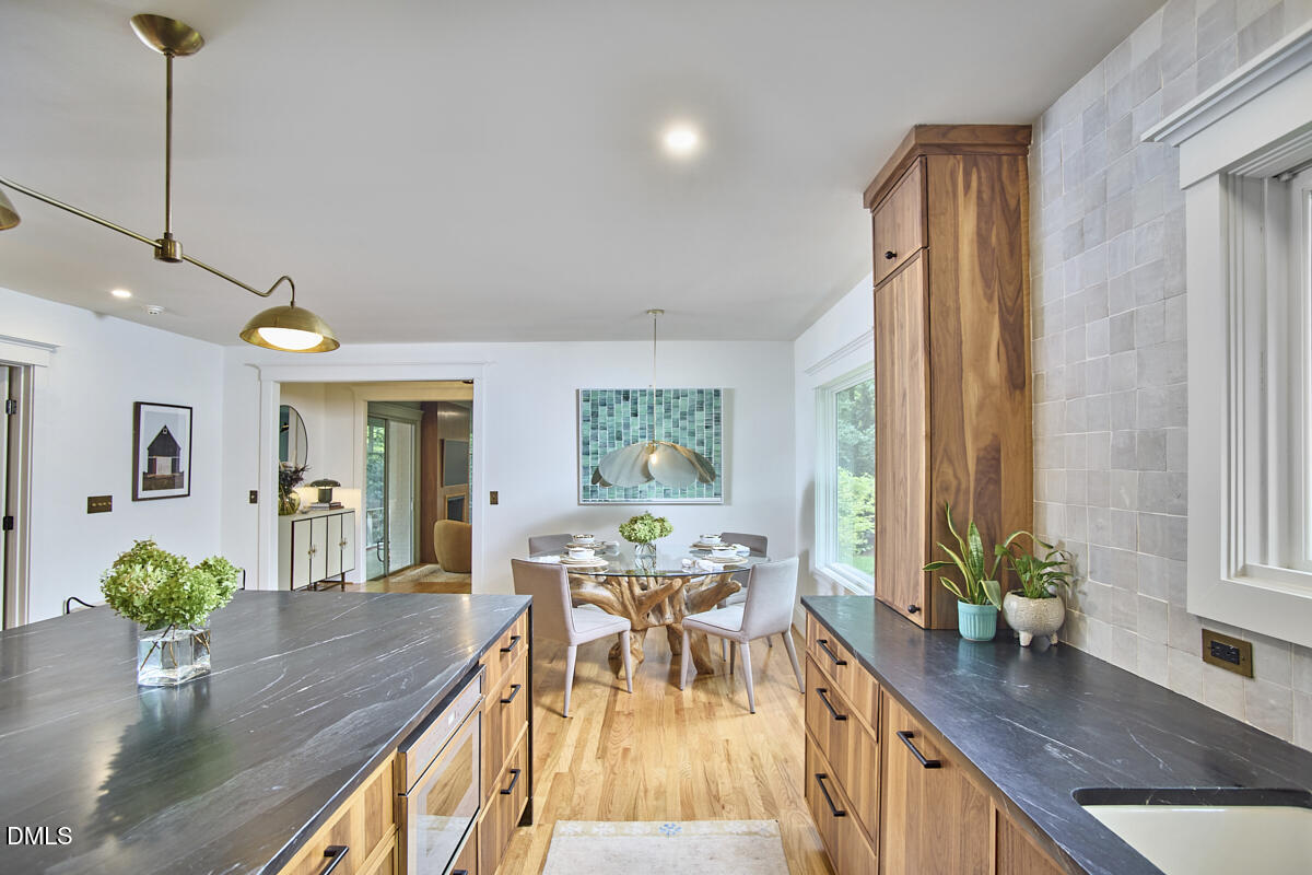 3505 Rugby Road Property Photo 4