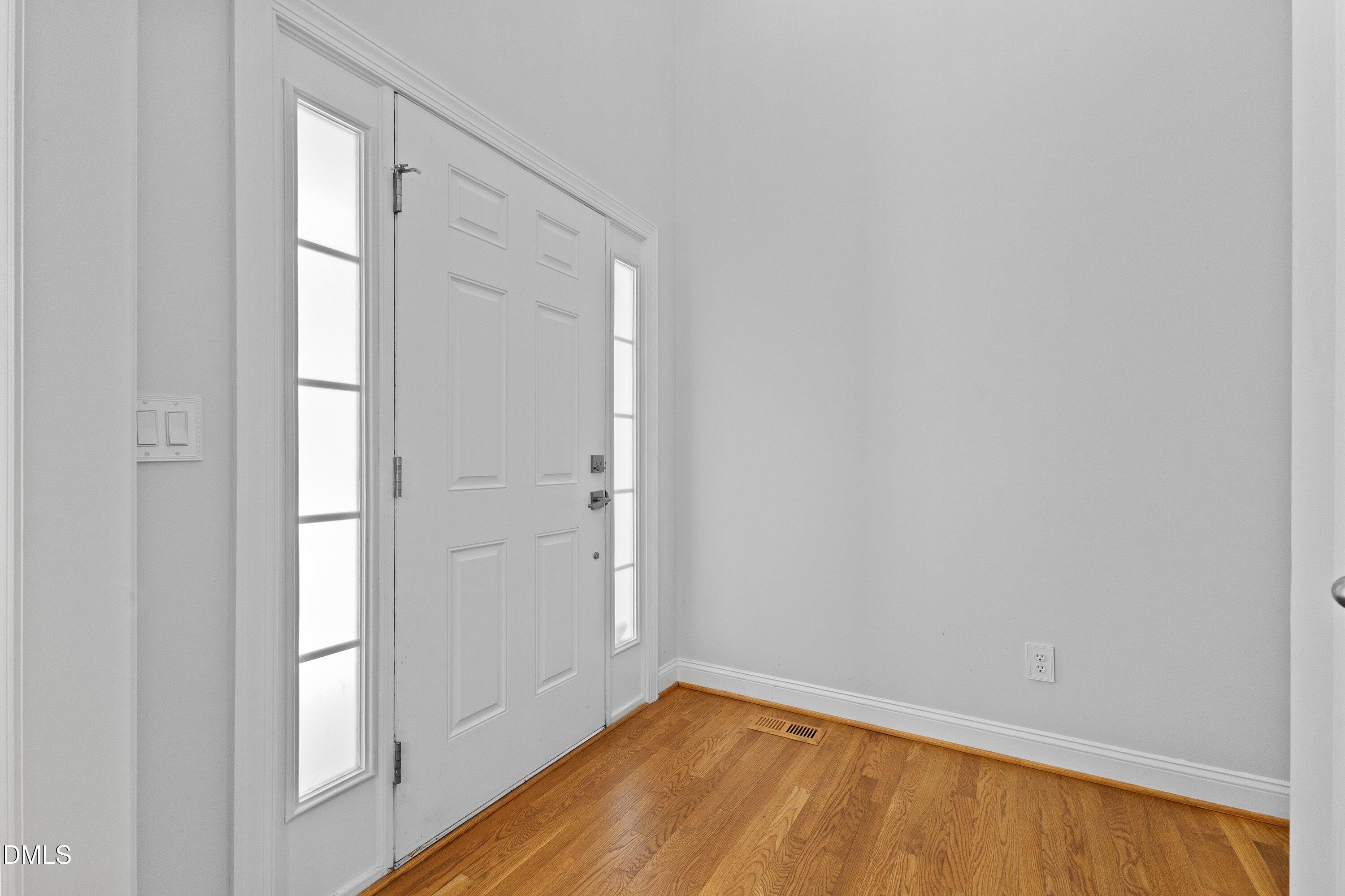 5812 Catskill Court Property Photo 4