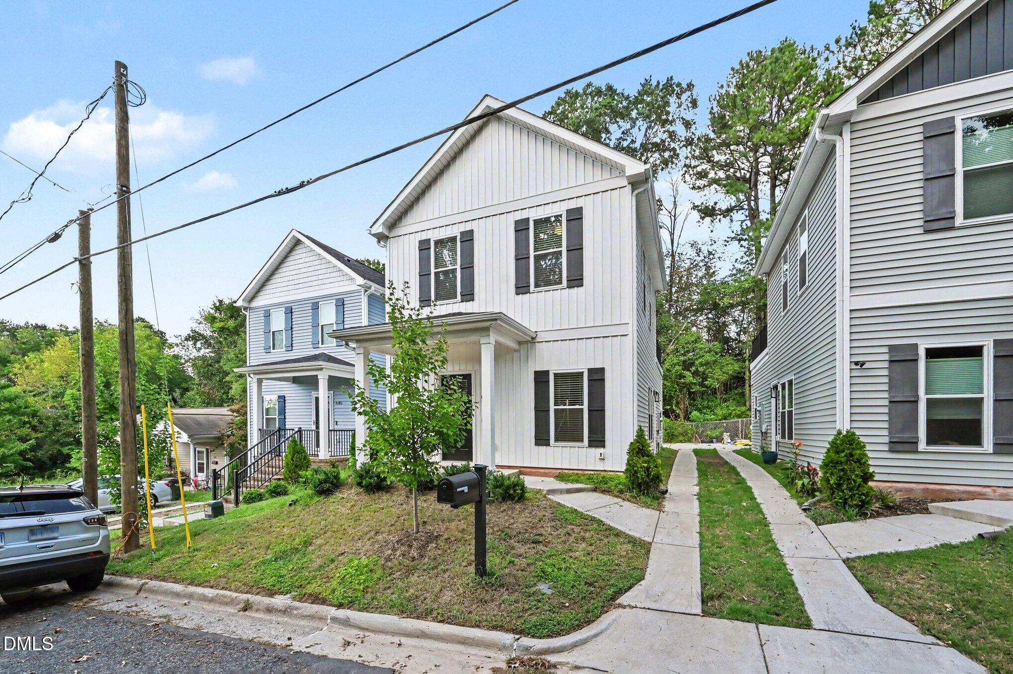 1107 Simmons Street Property Photo 2