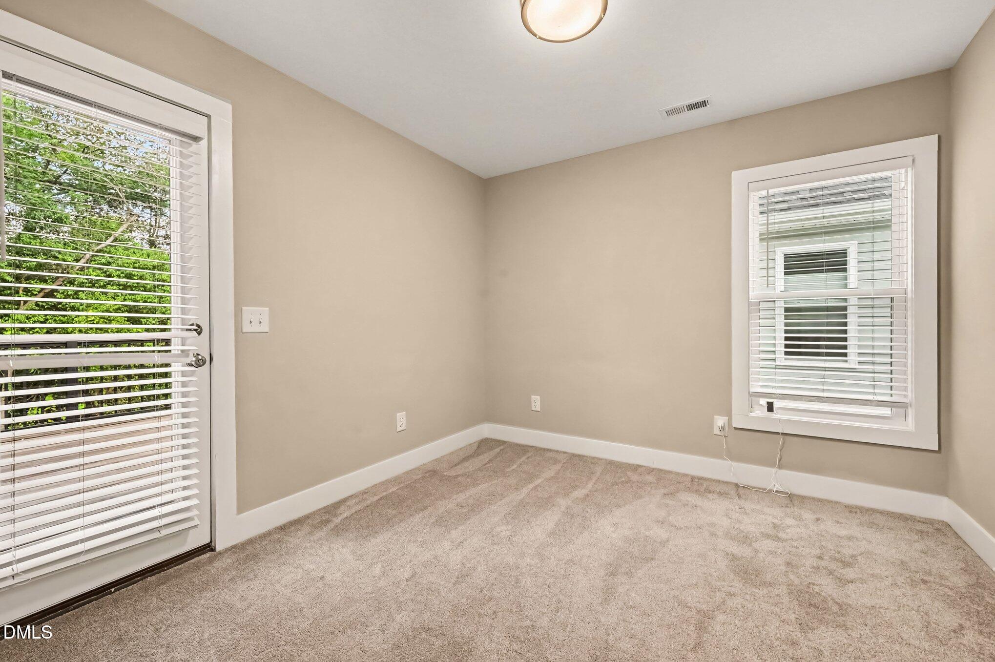 1107 Simmons Street Property Photo 15